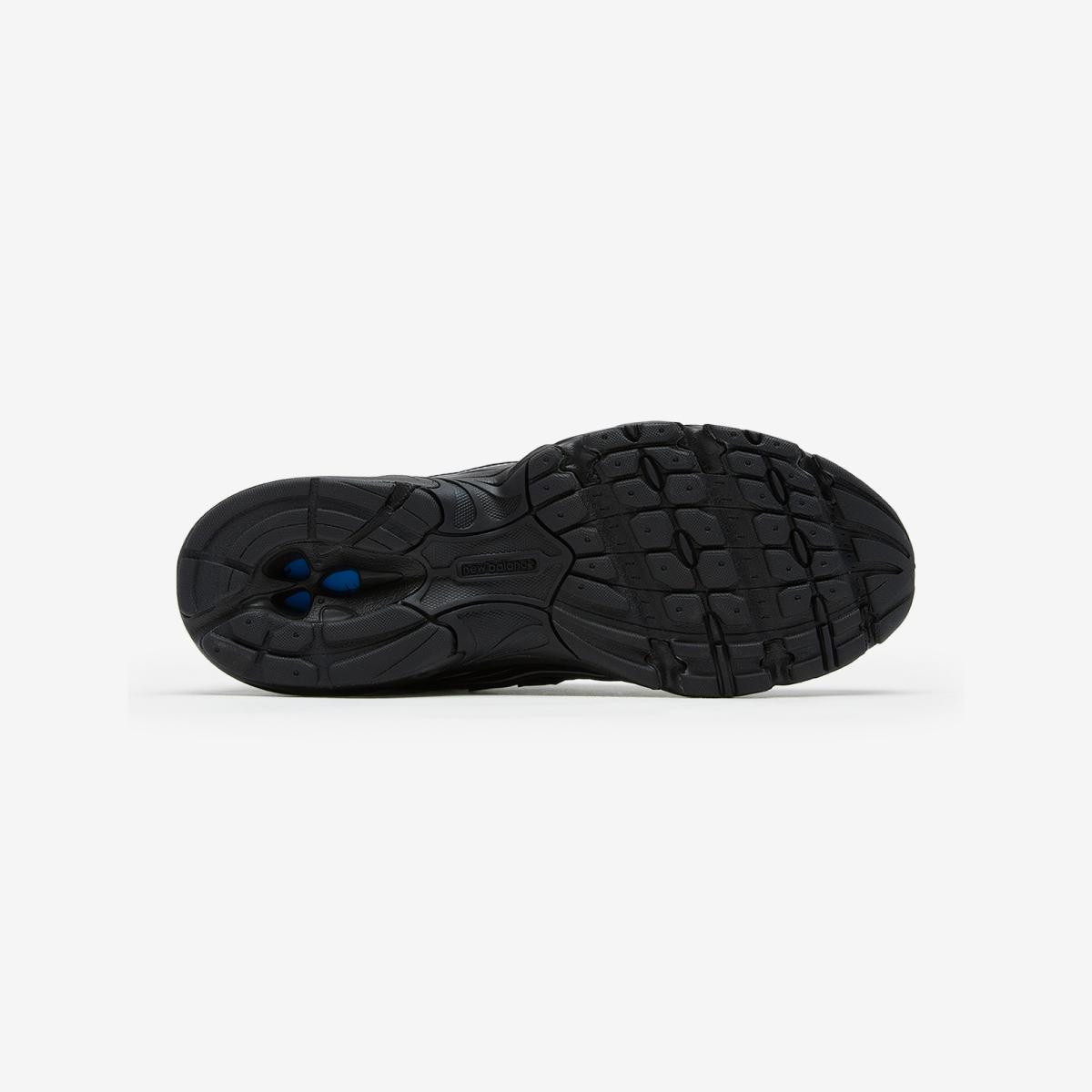 U740BM2 (BLACK SILVER) - Black