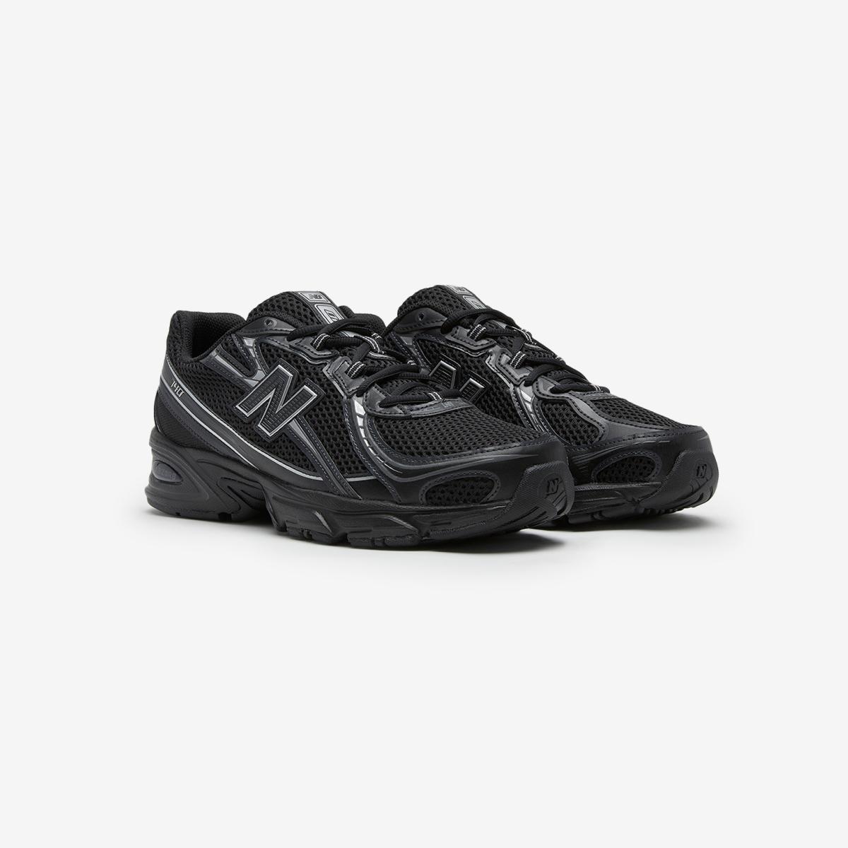 U740BM2 (BLACK SILVER) - Black