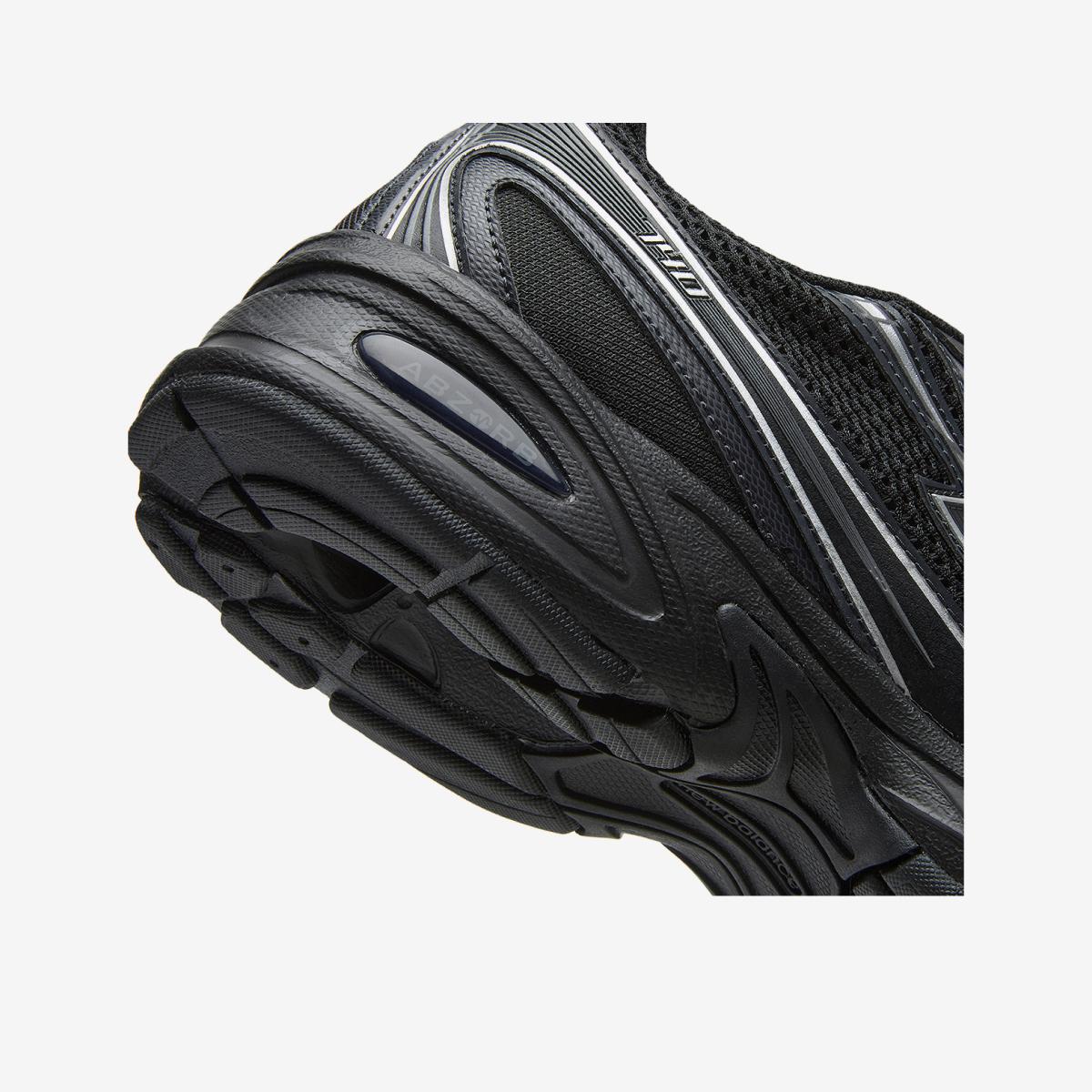 U740BM2 (BLACK SILVER) - Black
