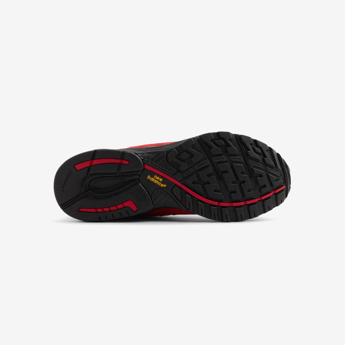 U9935CX - Red