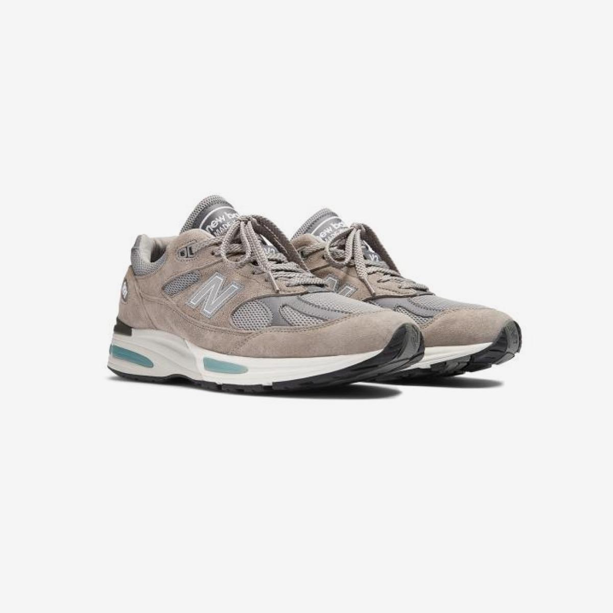 U991BK2 - Gray