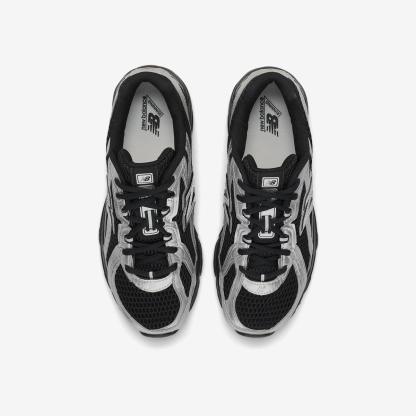 U7403FT - Black