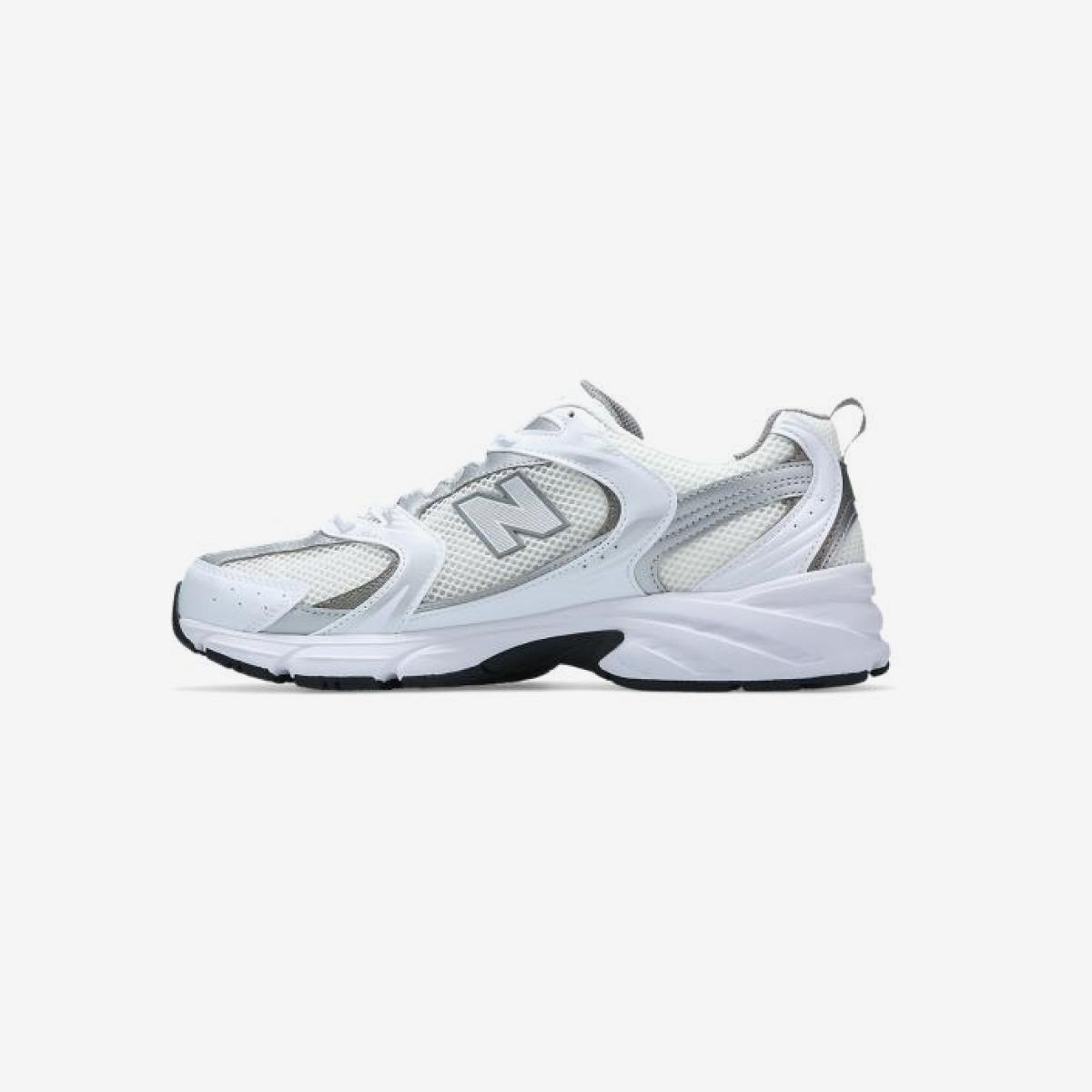 MR530AD - White