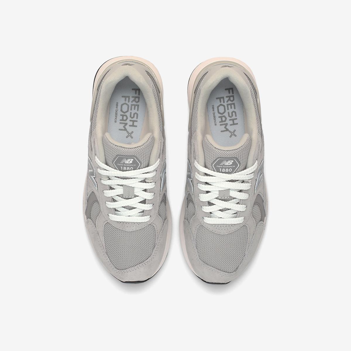 워킹 1880 V2 (2E) - Light Gray