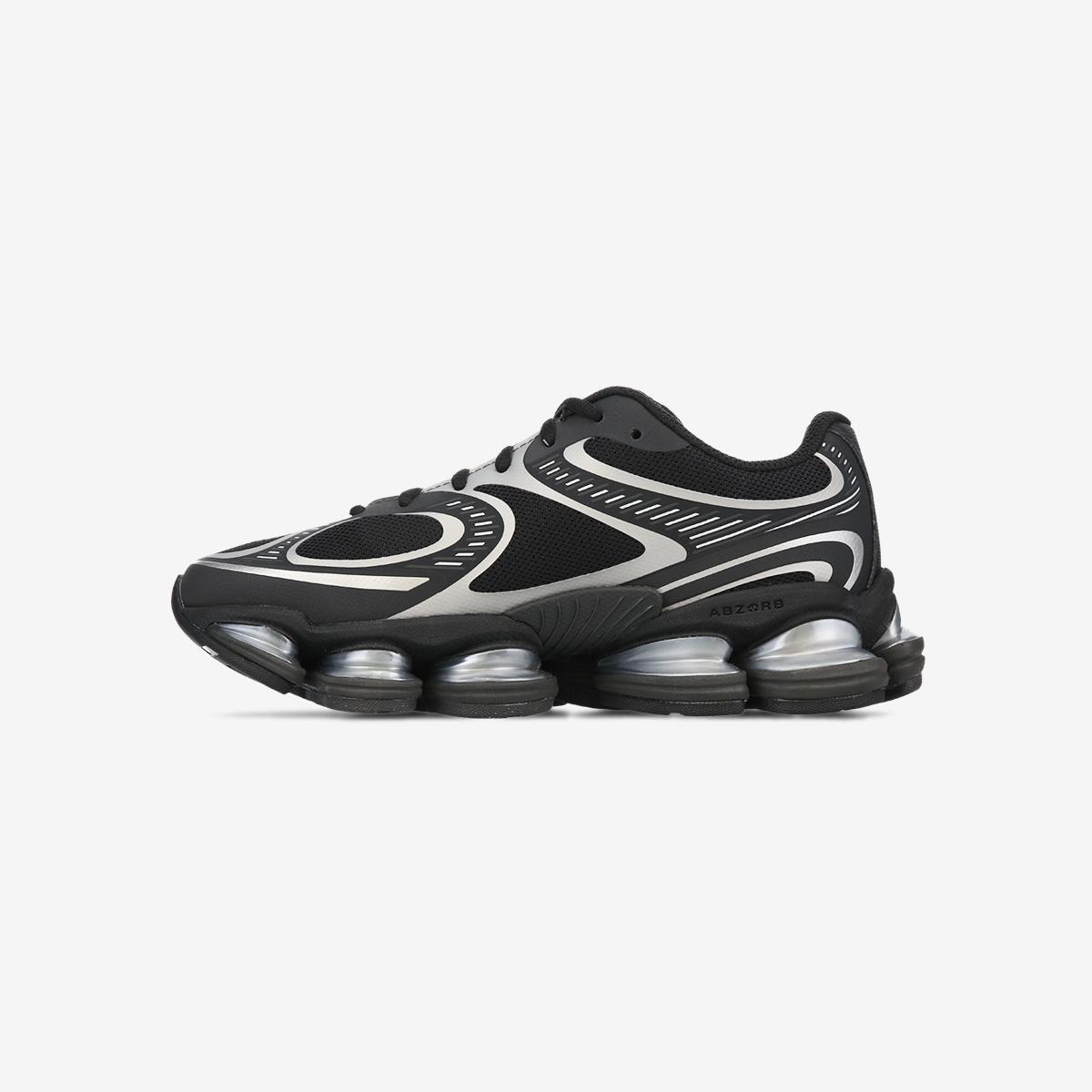 U20007TW - Black