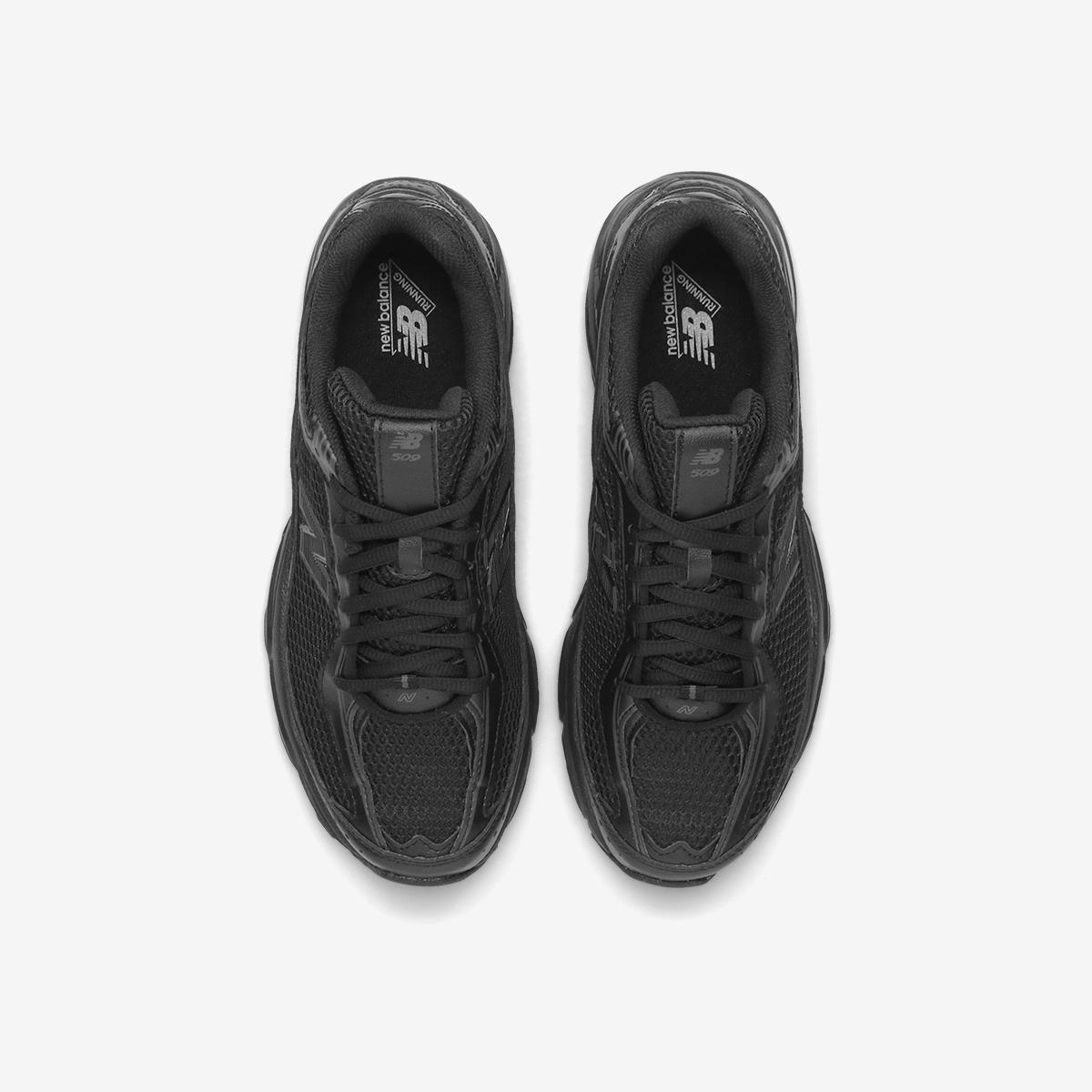 U5097N5 - Black