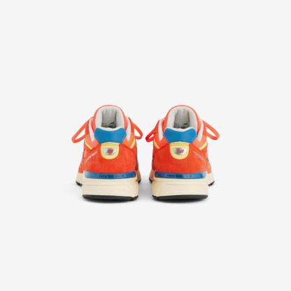 U99076B - Orange