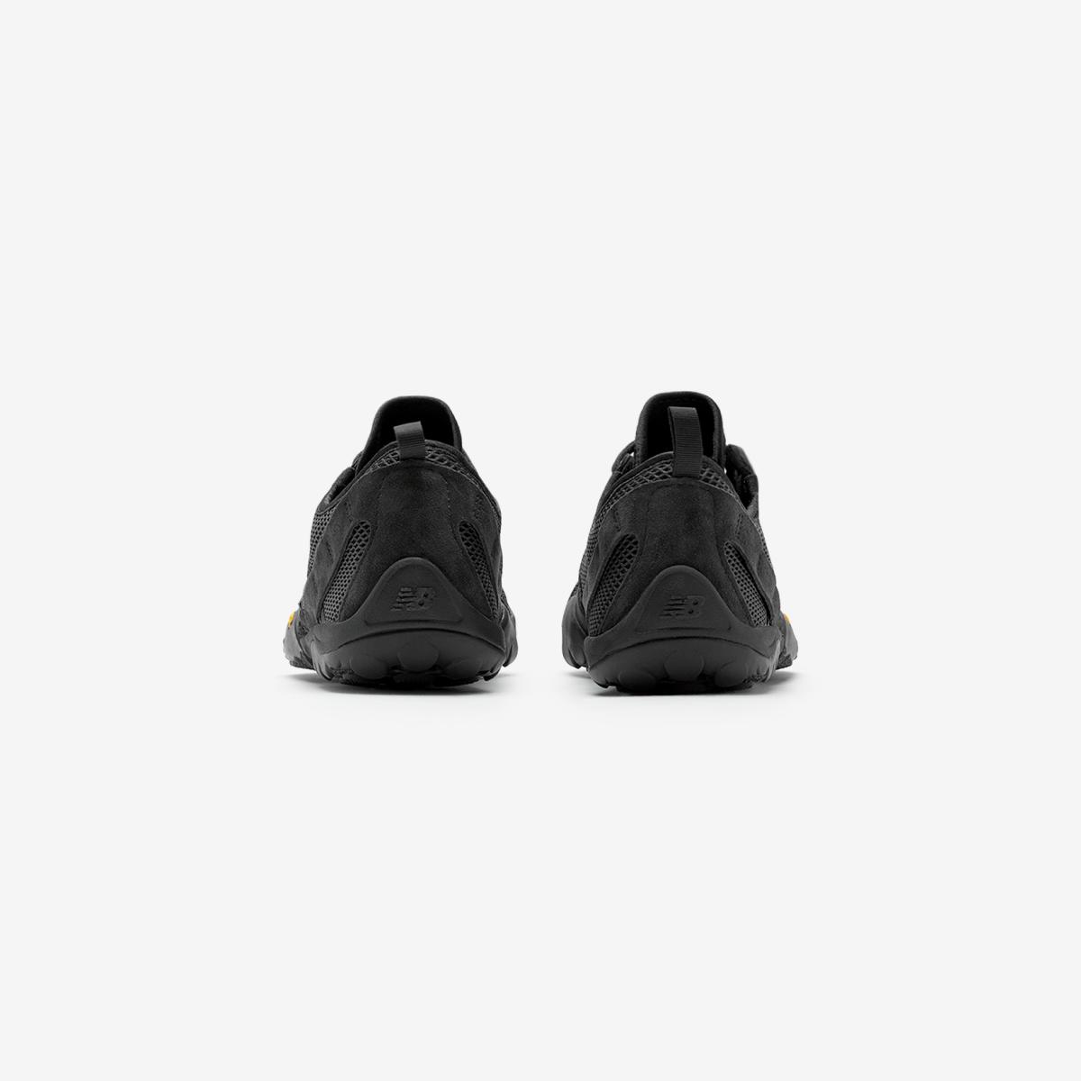 MT10OAC - Black