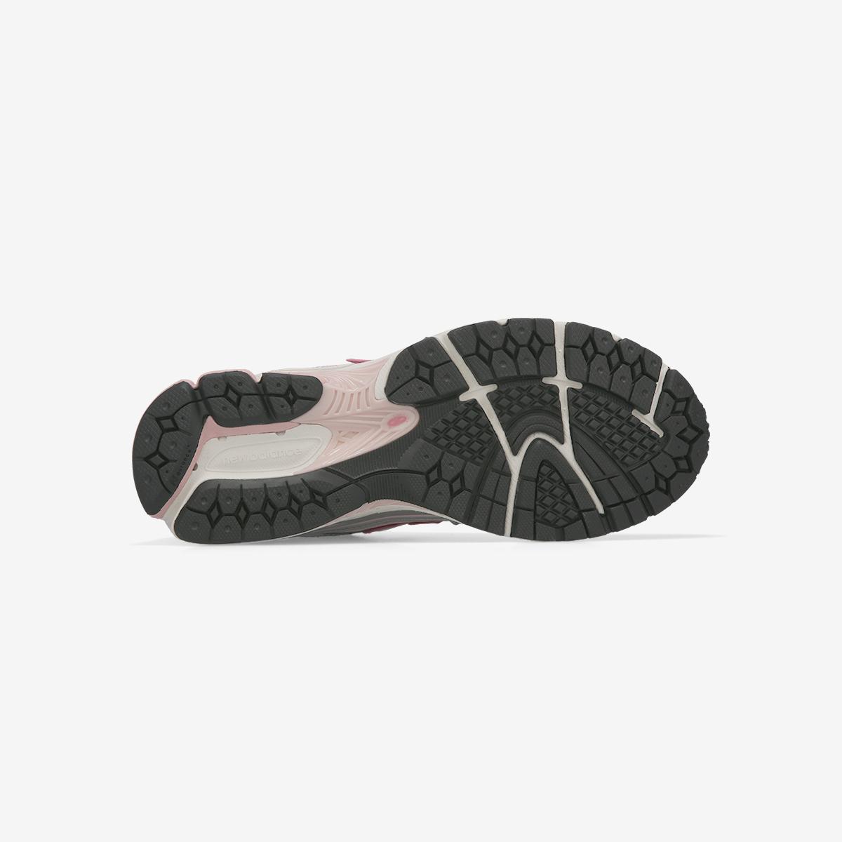 U1906980 - Pink