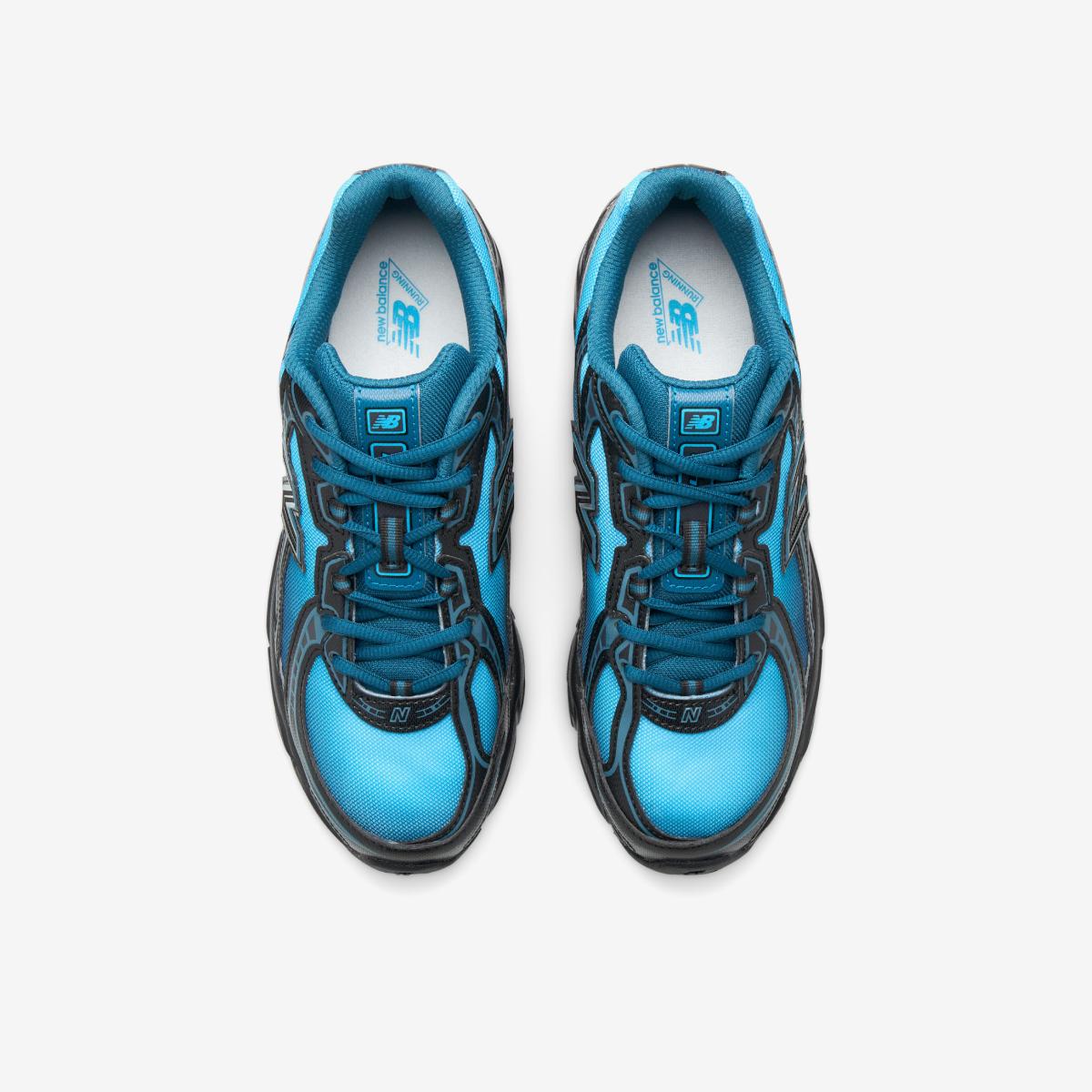 U7402CJ - Blue