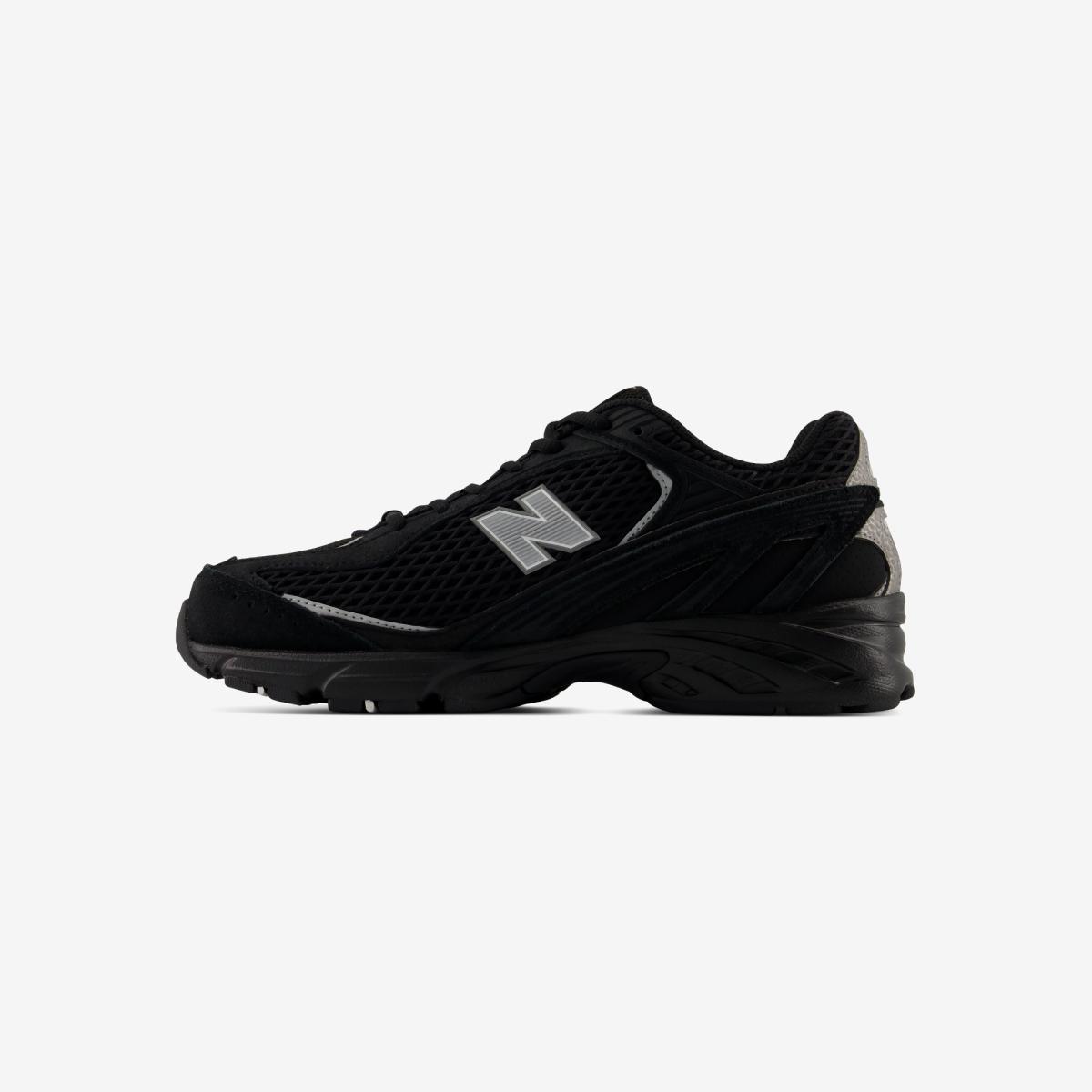 U50972H - Black