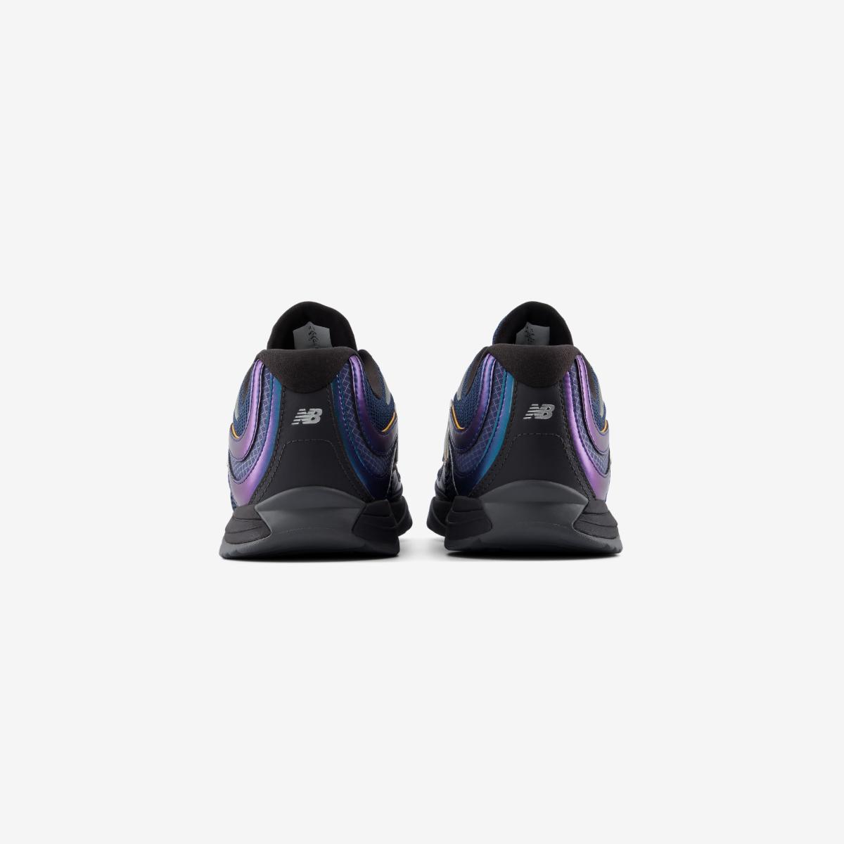 URC562L1 - Blue