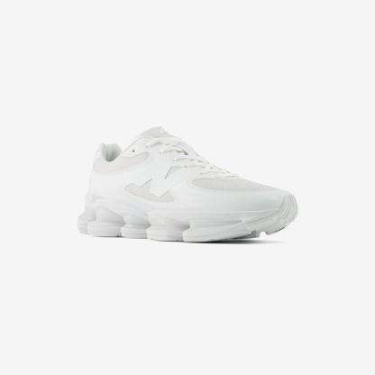 U20005L0 - White