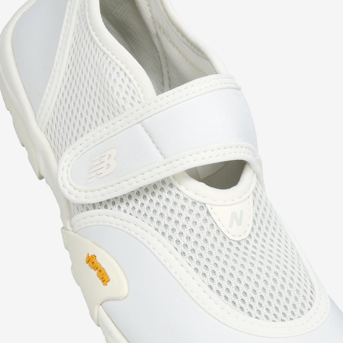 MT2504 - Ivory