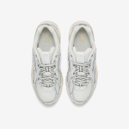 U7401P5 - White