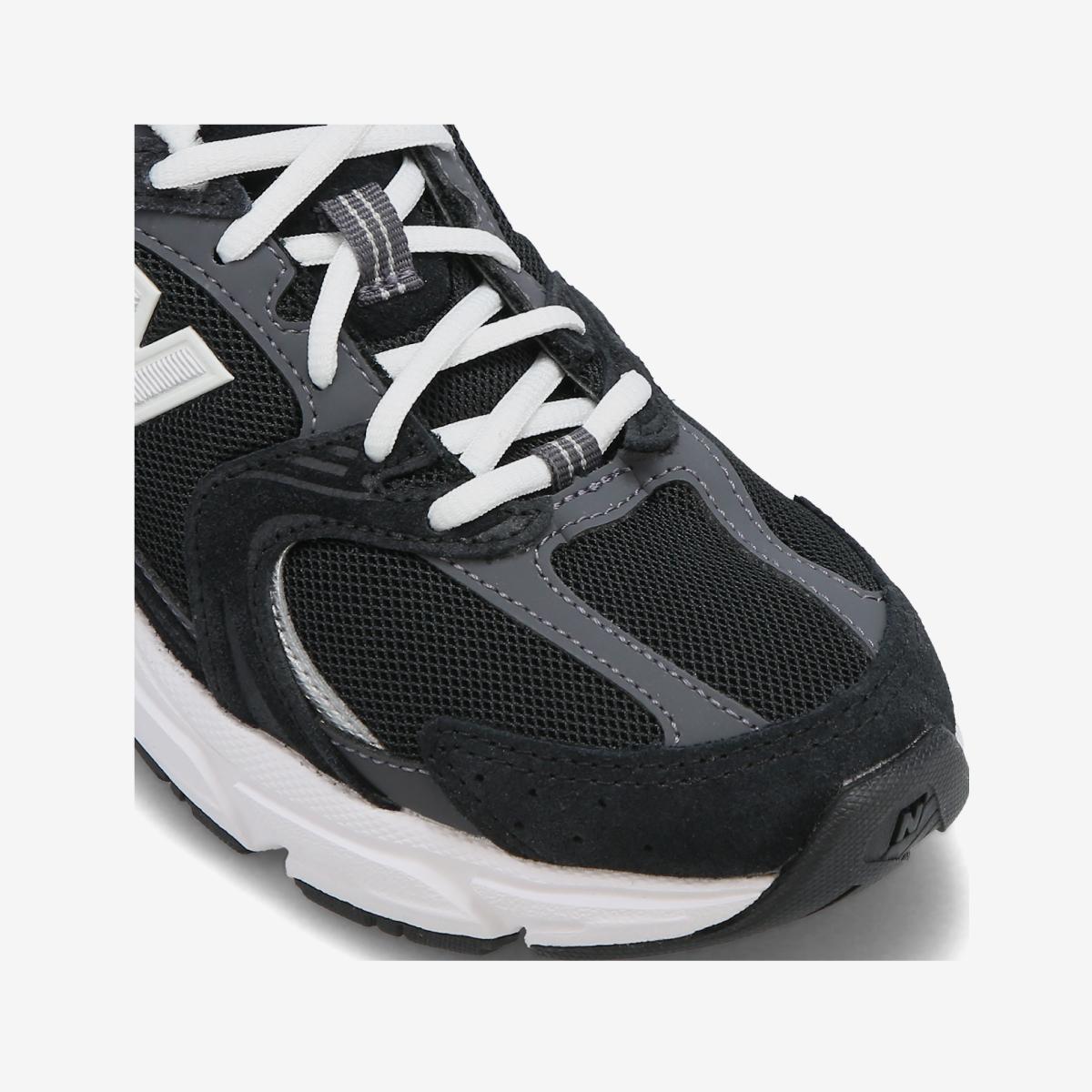 MR530CK - Black