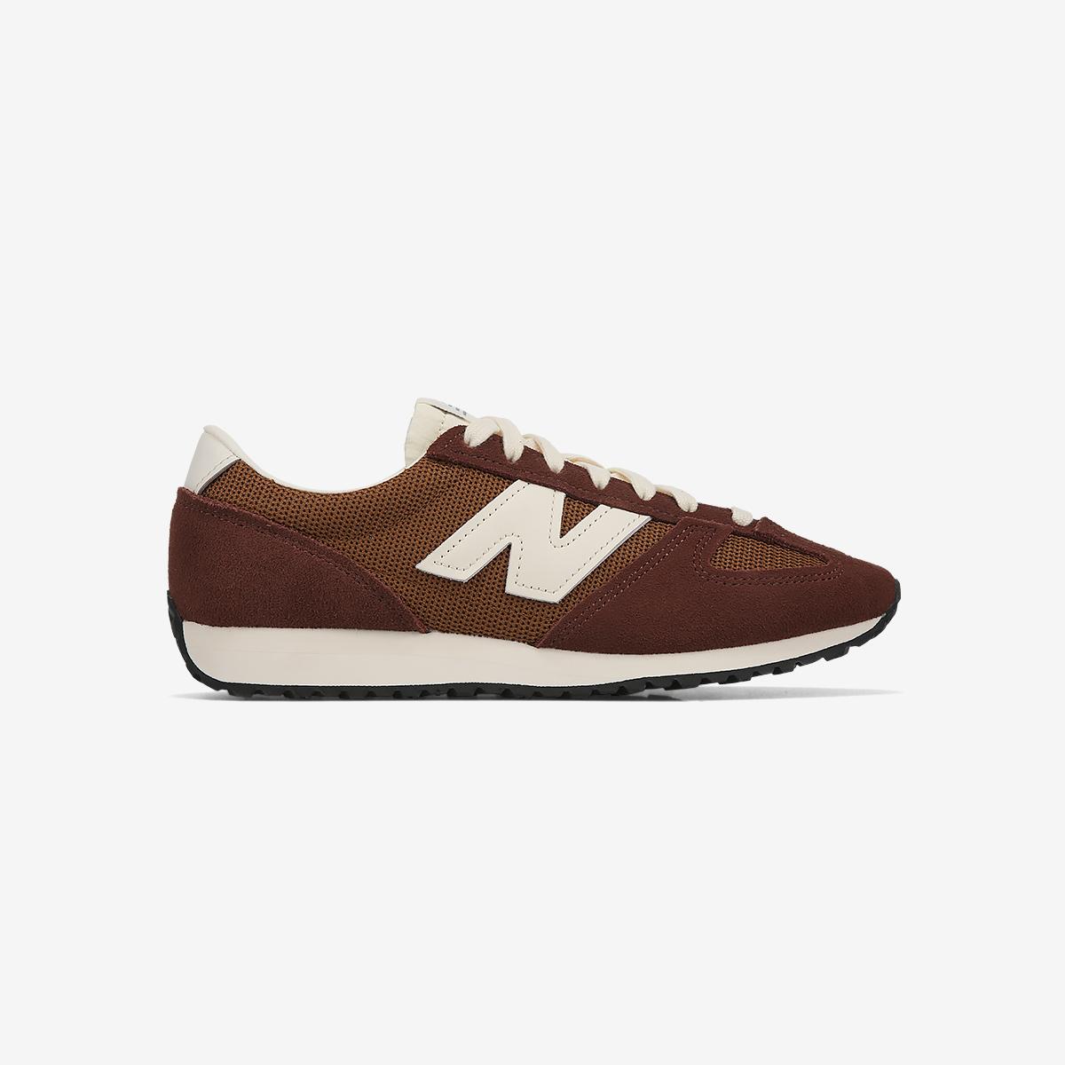 U47193N - Brown