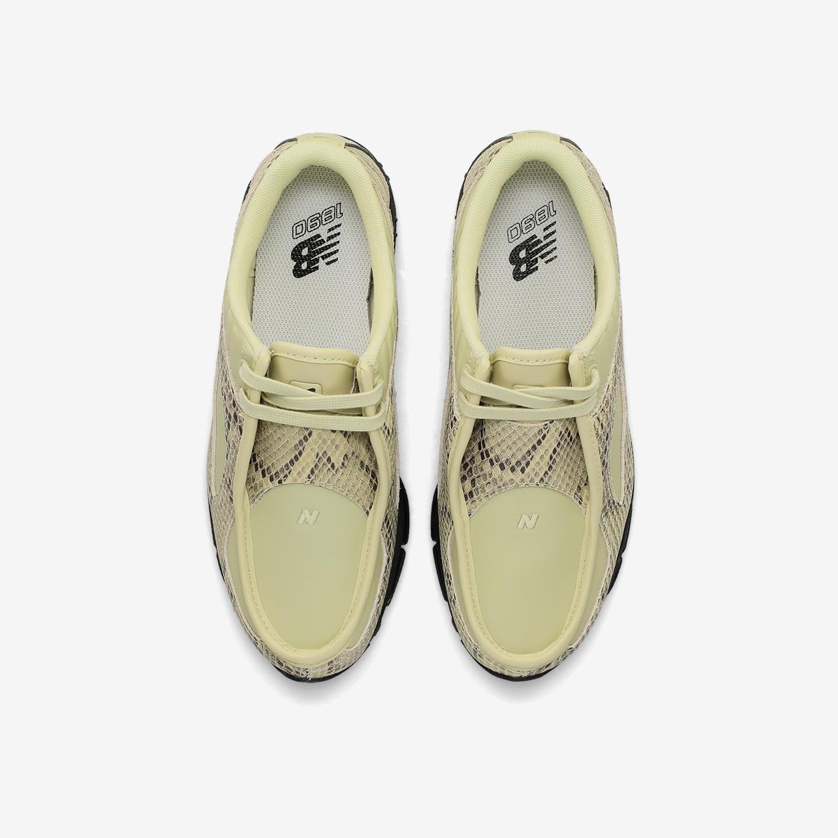 U18905JK - Beige