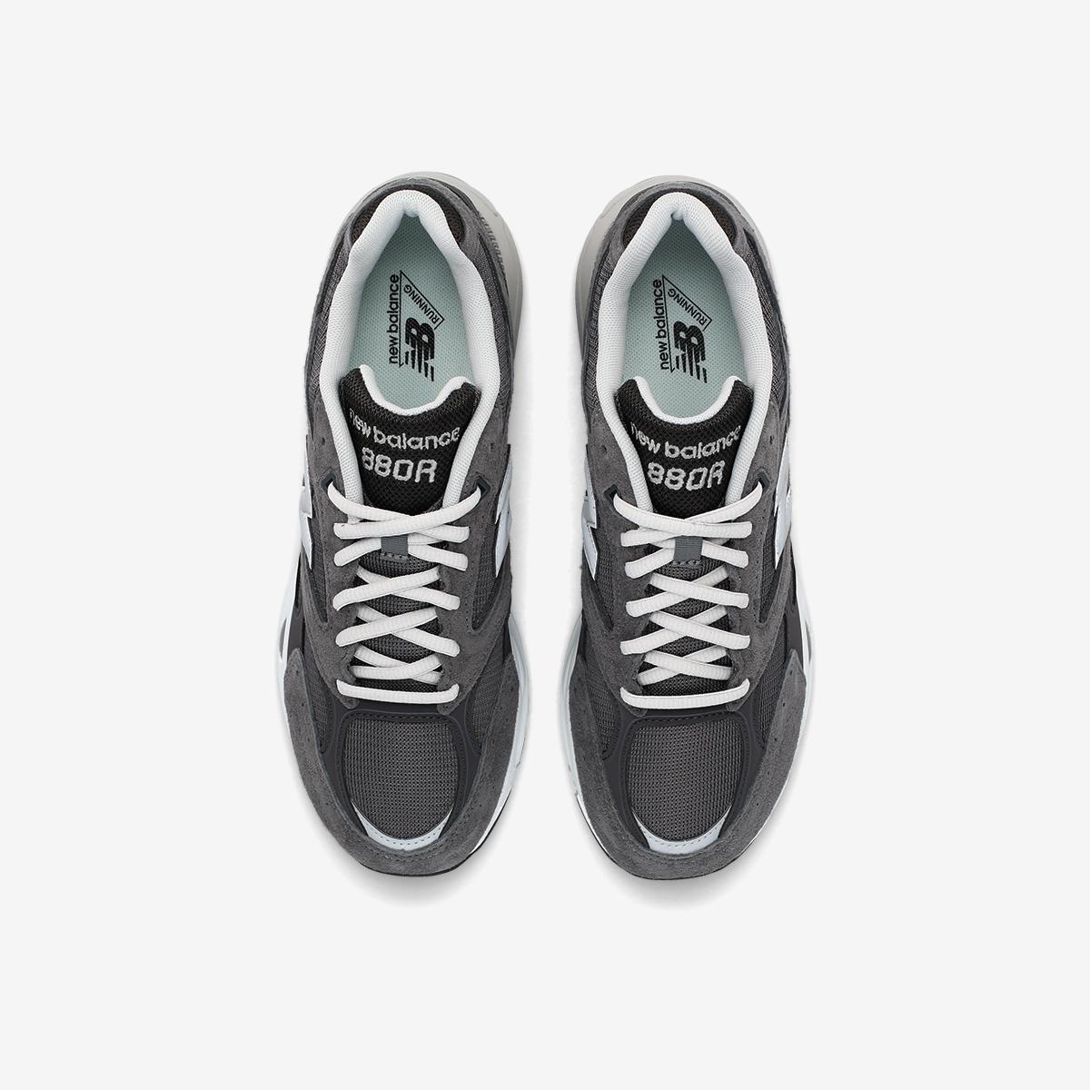 U880R8EU - Charcoal