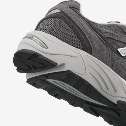 U880R3TR - Charcoal