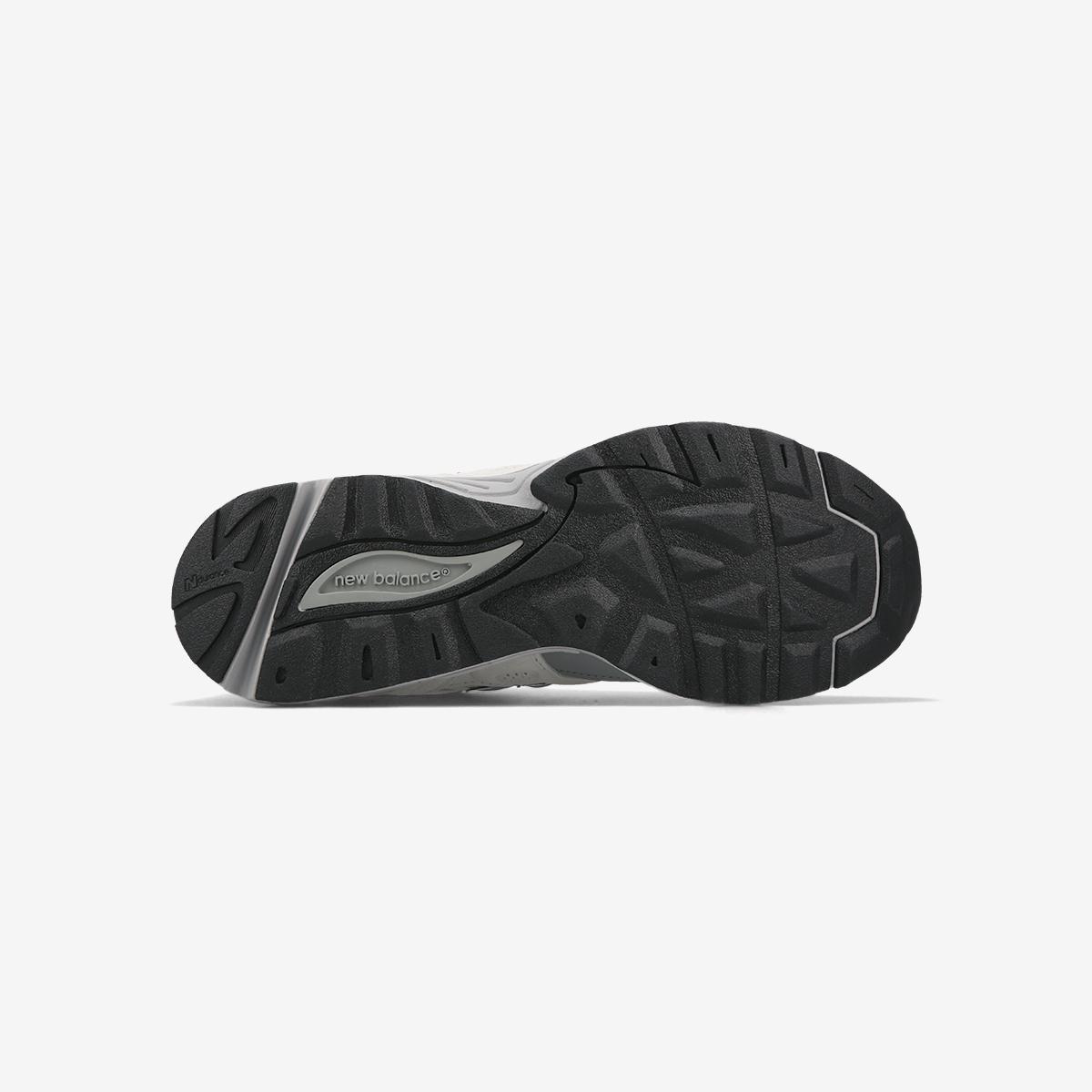 U880R2QR - Light Gray