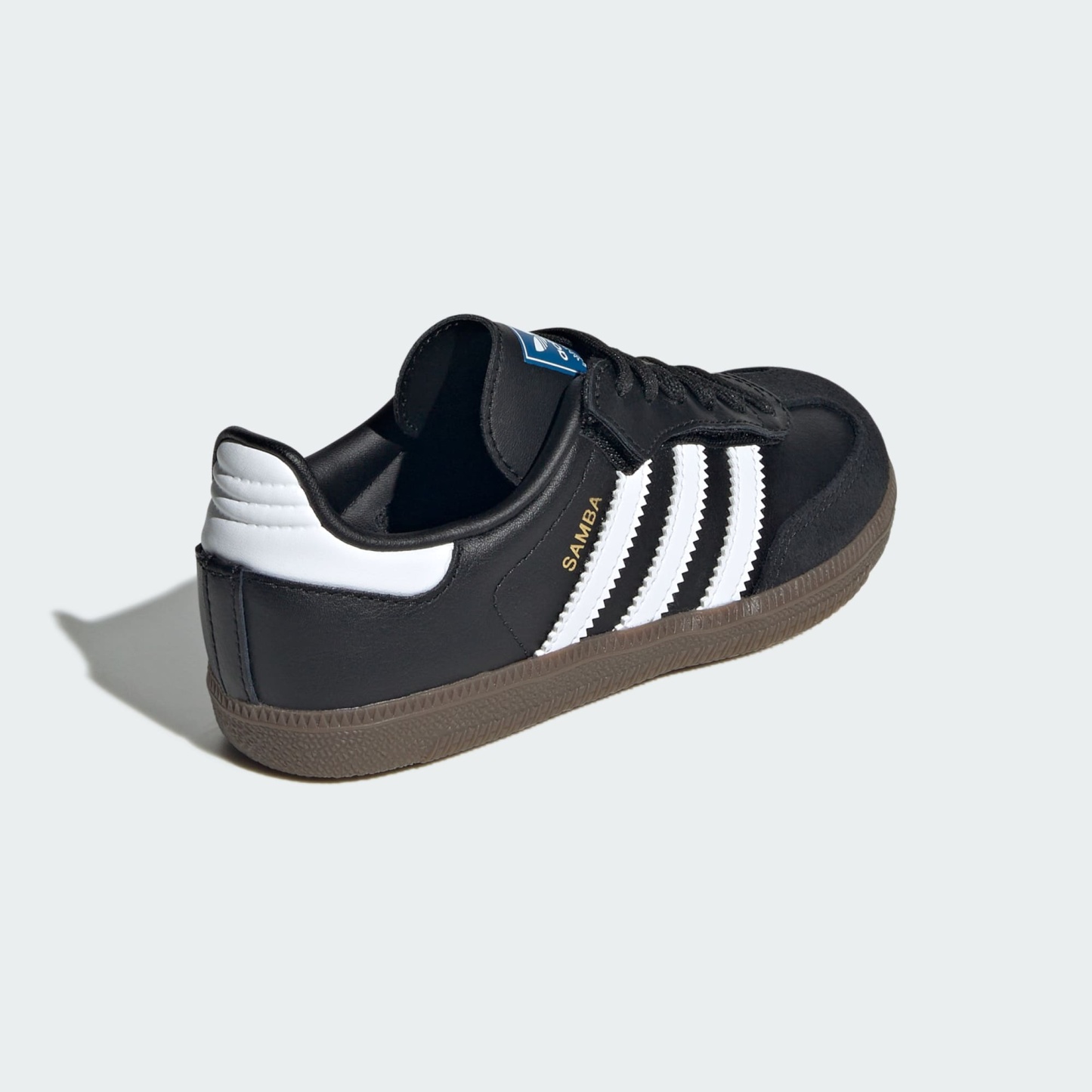 삼바 OG 컴포트 클로저 - Core Black / Cloud White / Gum