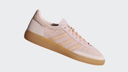 핸드볼 스페지알 - Wonder Quartz / Halo Blush / Gum - LA7833 - HeroMrktng View 1