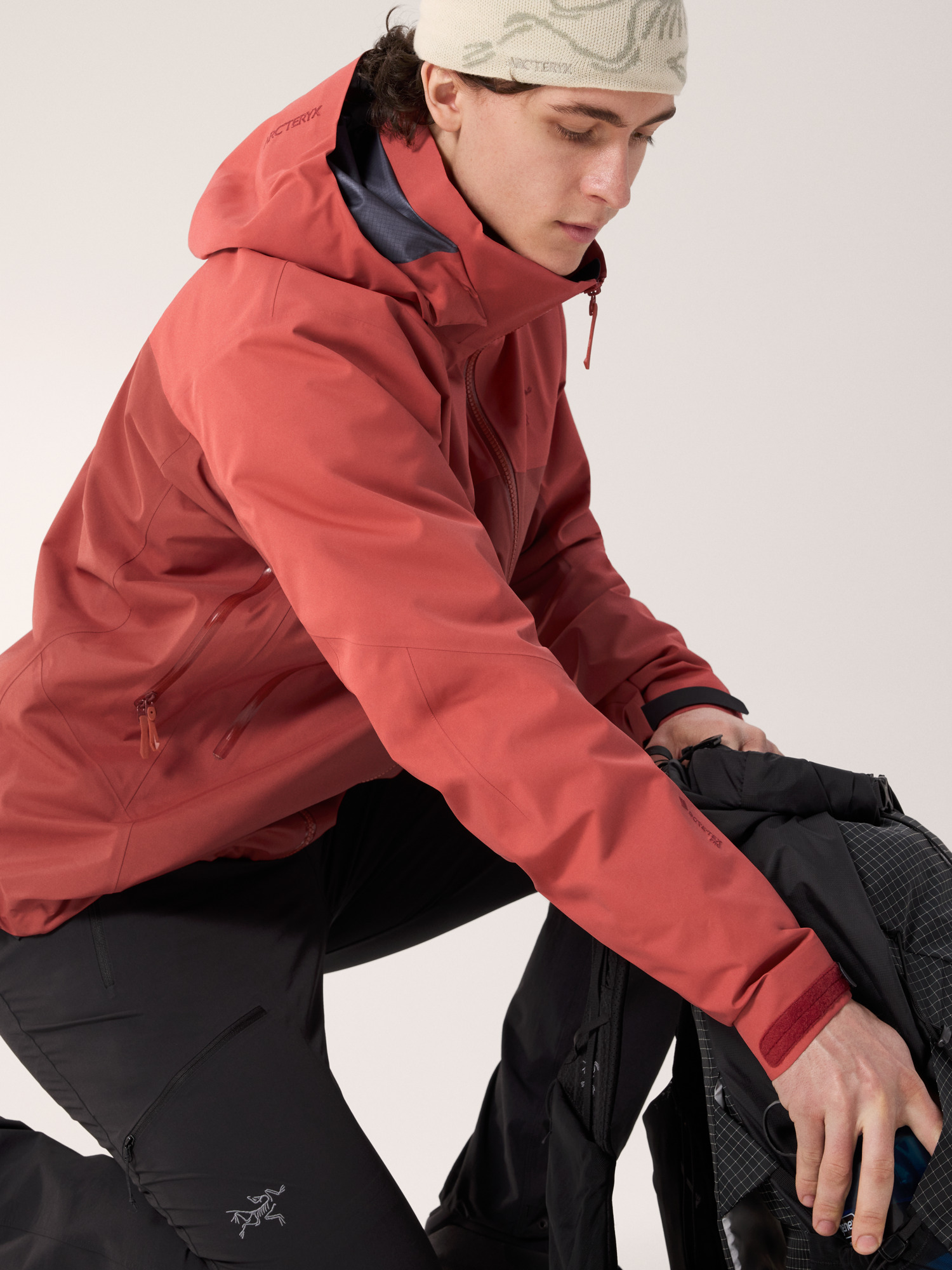 베타 AR 재킷 남성 STONE RED / DK STONE