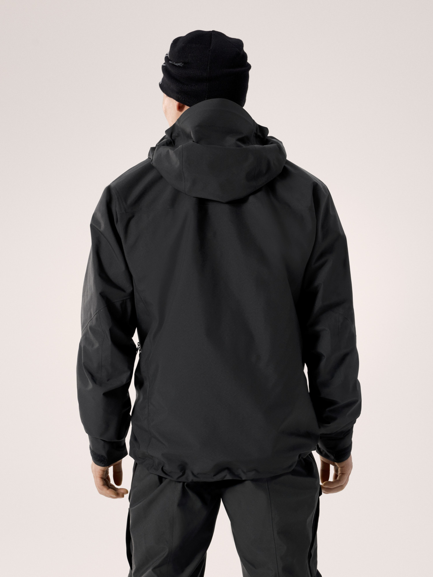 알파 SV 재킷 남성 24K BLACK