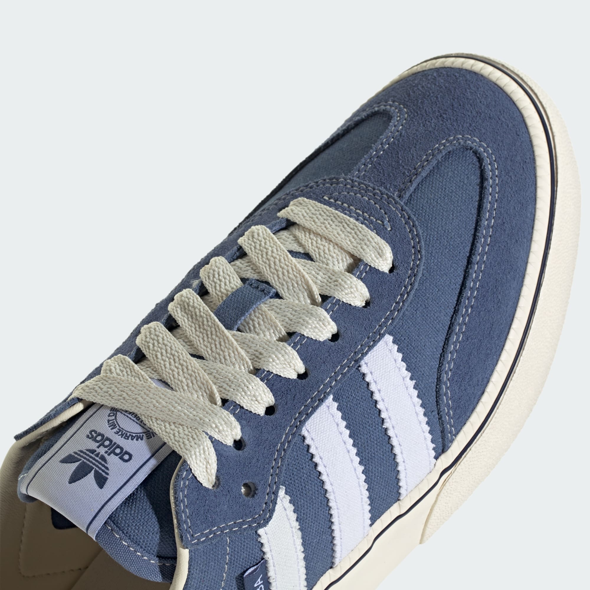 삼바 ST - Crew Blue / Cloud White / Cream White
