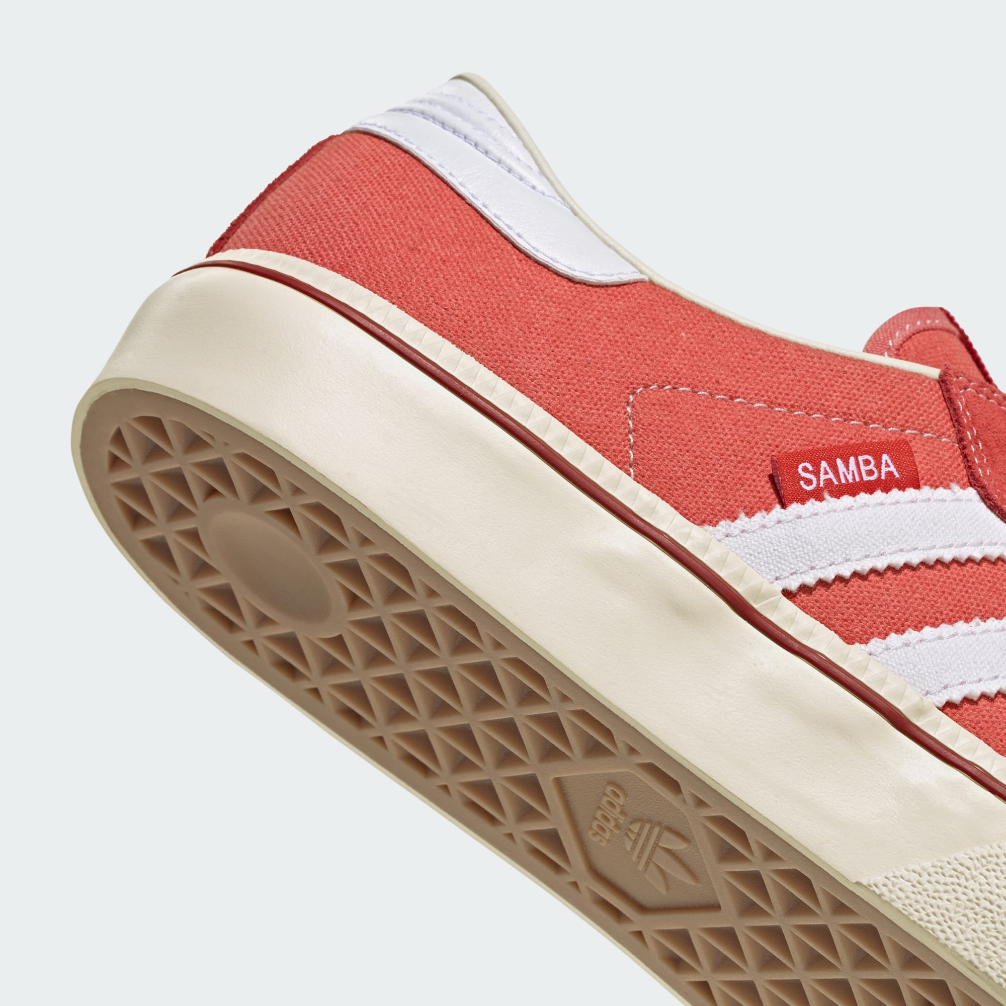 삼바 ST - Preloved Scarlet / Cloud White / Cream White