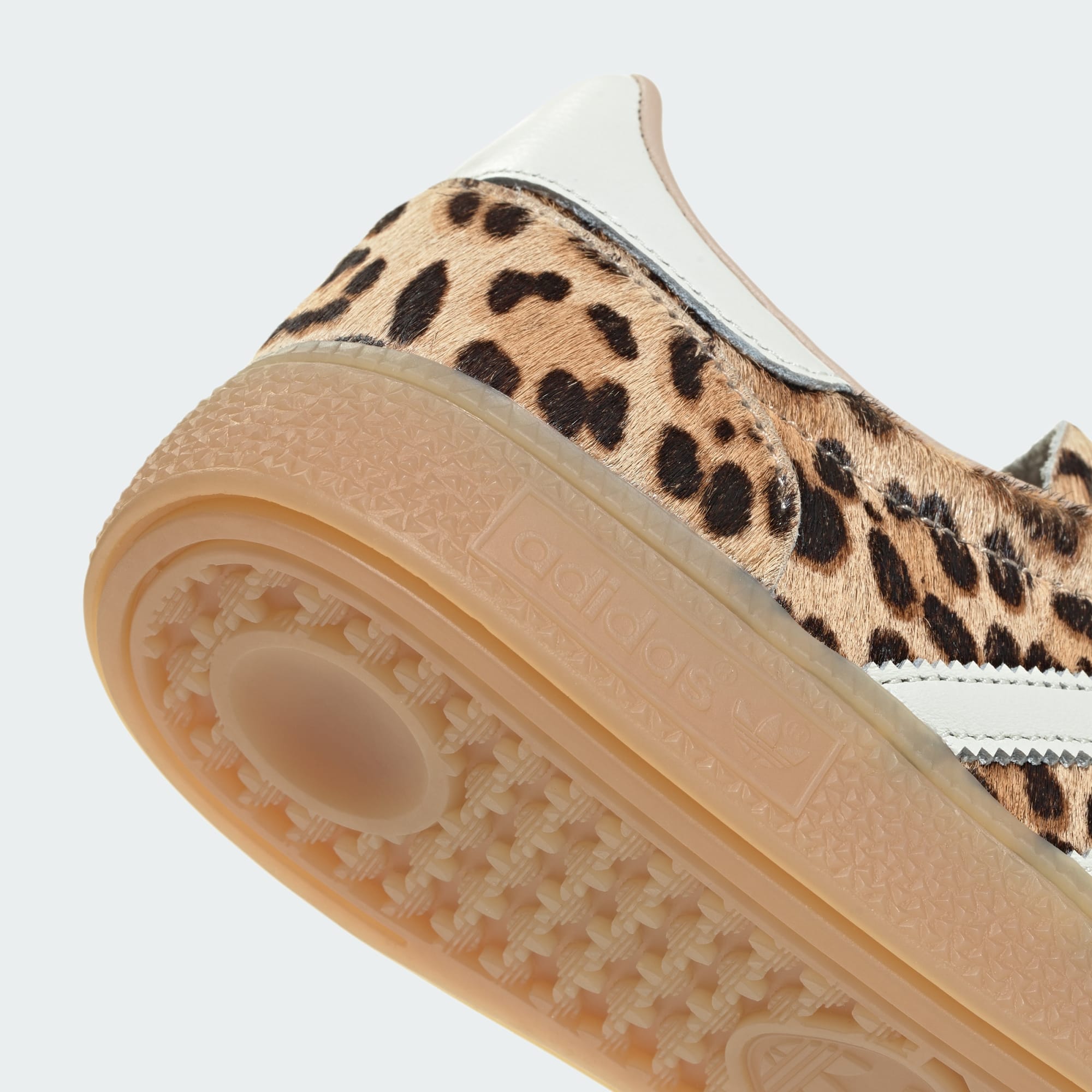 HANDBALL SPEZIAL SHOES - Magic Beige / Ivory / Aurora Ivy - KI6678 - Detail View 1