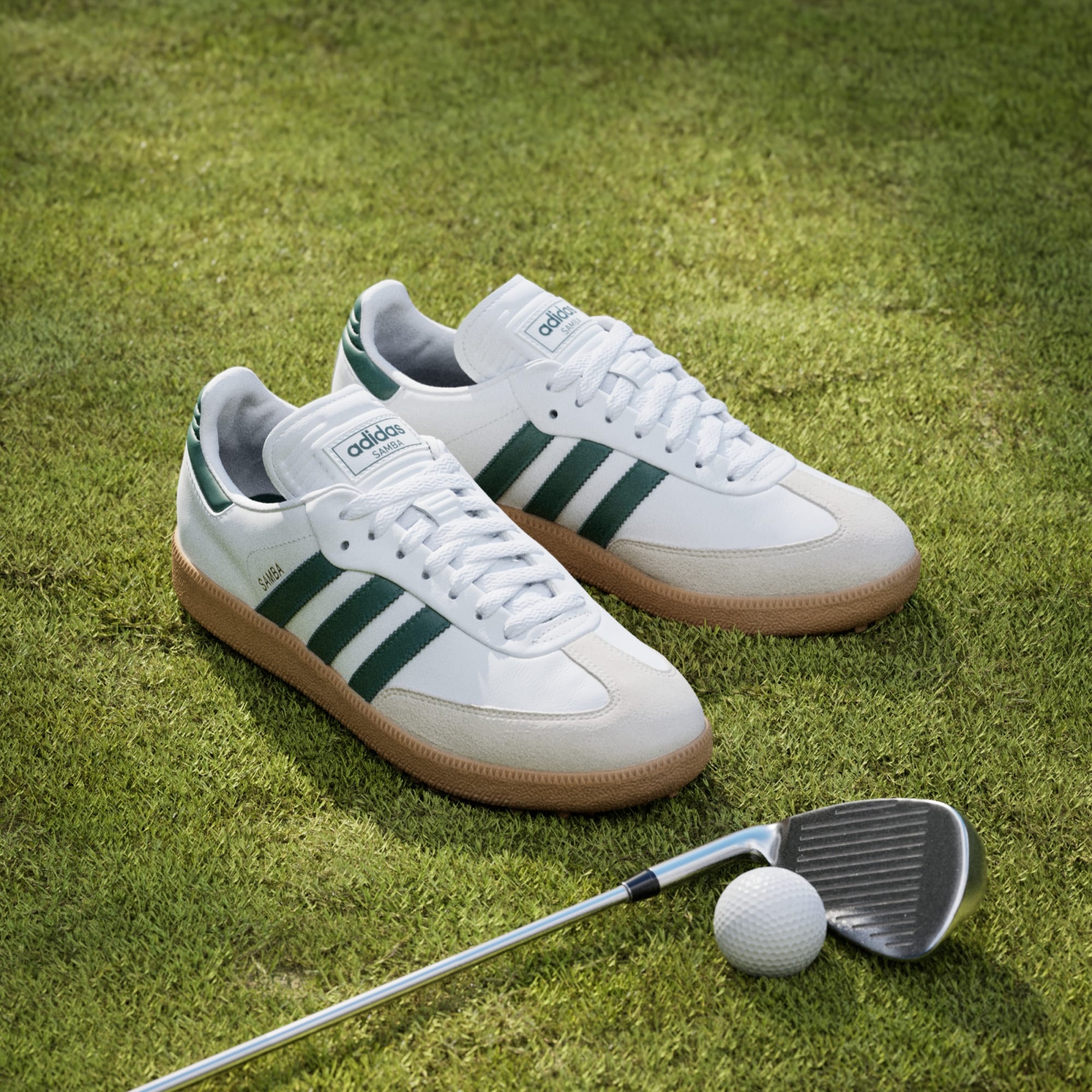 삼바 스파이크리스 - Cloud White / Collegiate Green / Gum
