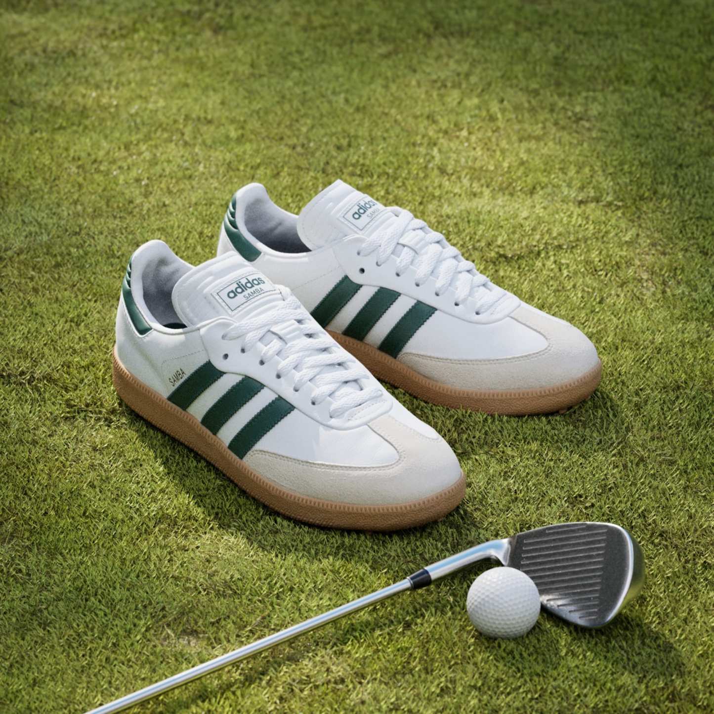 삼바 스파이크리스 - Cloud White / Collegiate Green / Gum