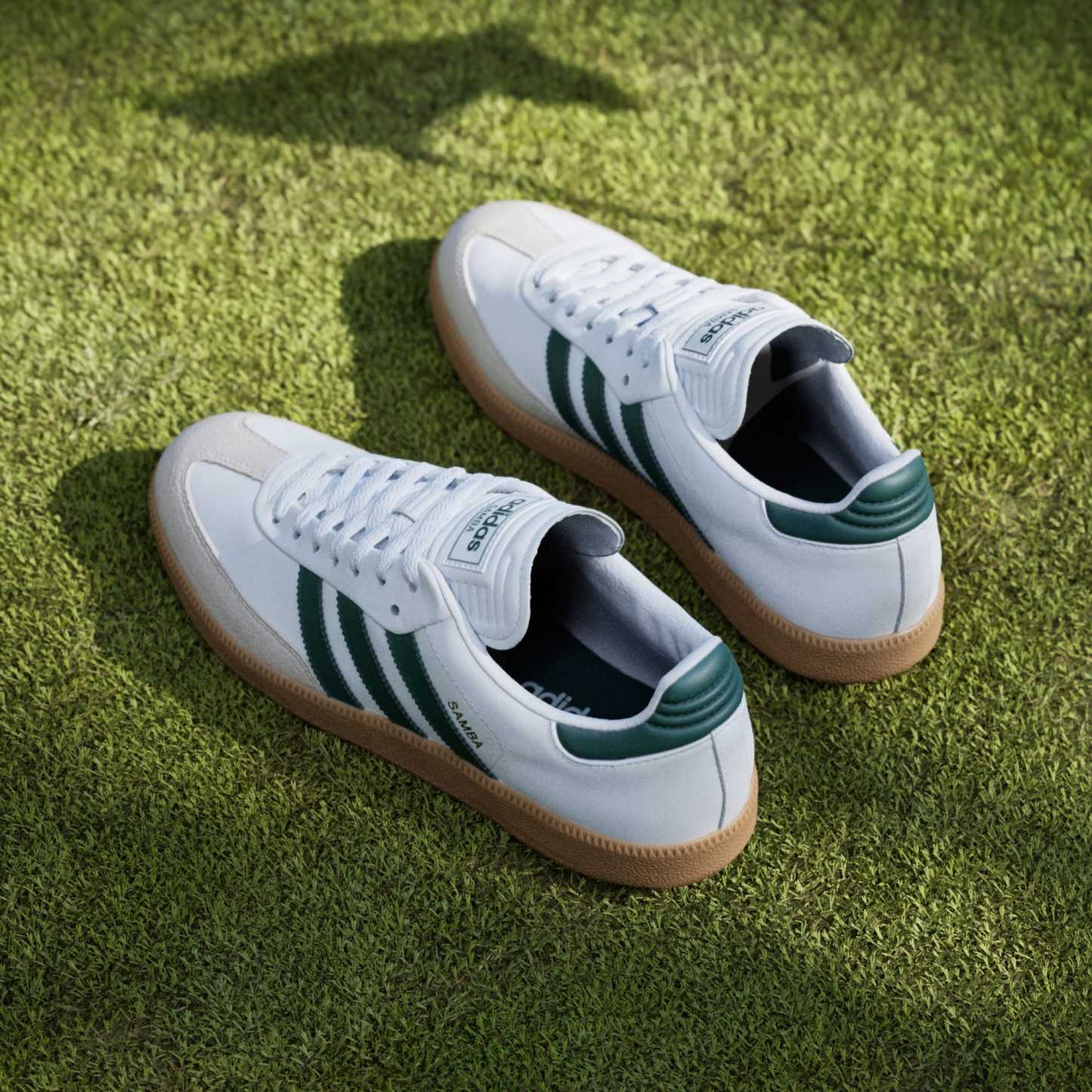 삼바 스파이크리스 - Cloud White / Collegiate Green / Gum