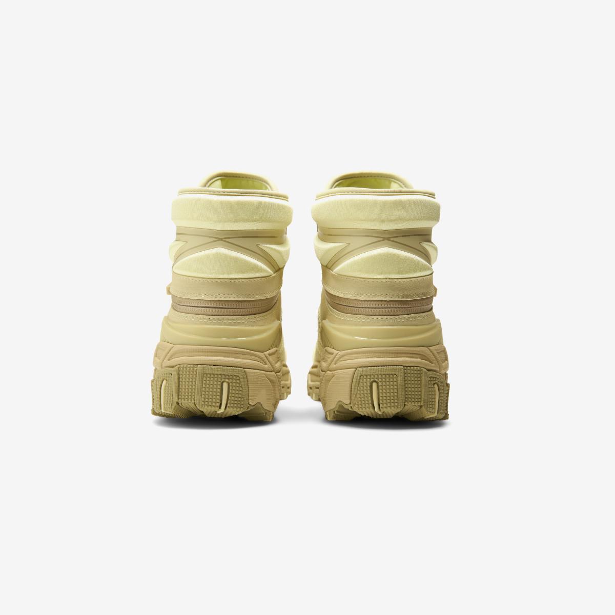 MSNB17UQ - Yellow