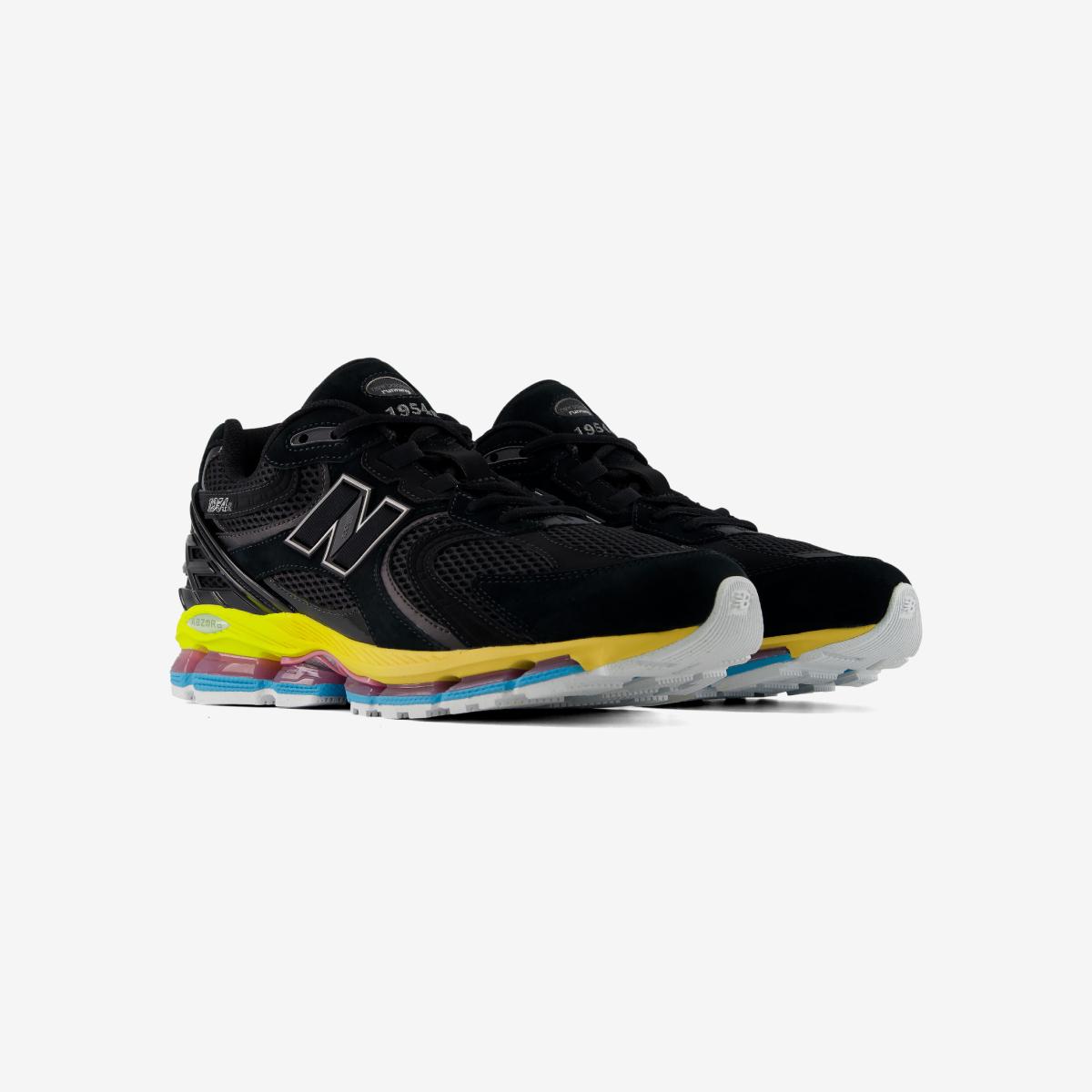 U19549XD - Black