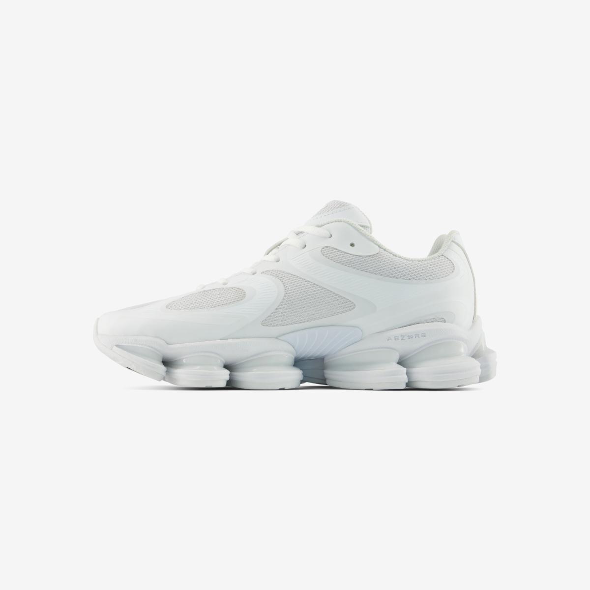 U20005L0 - White