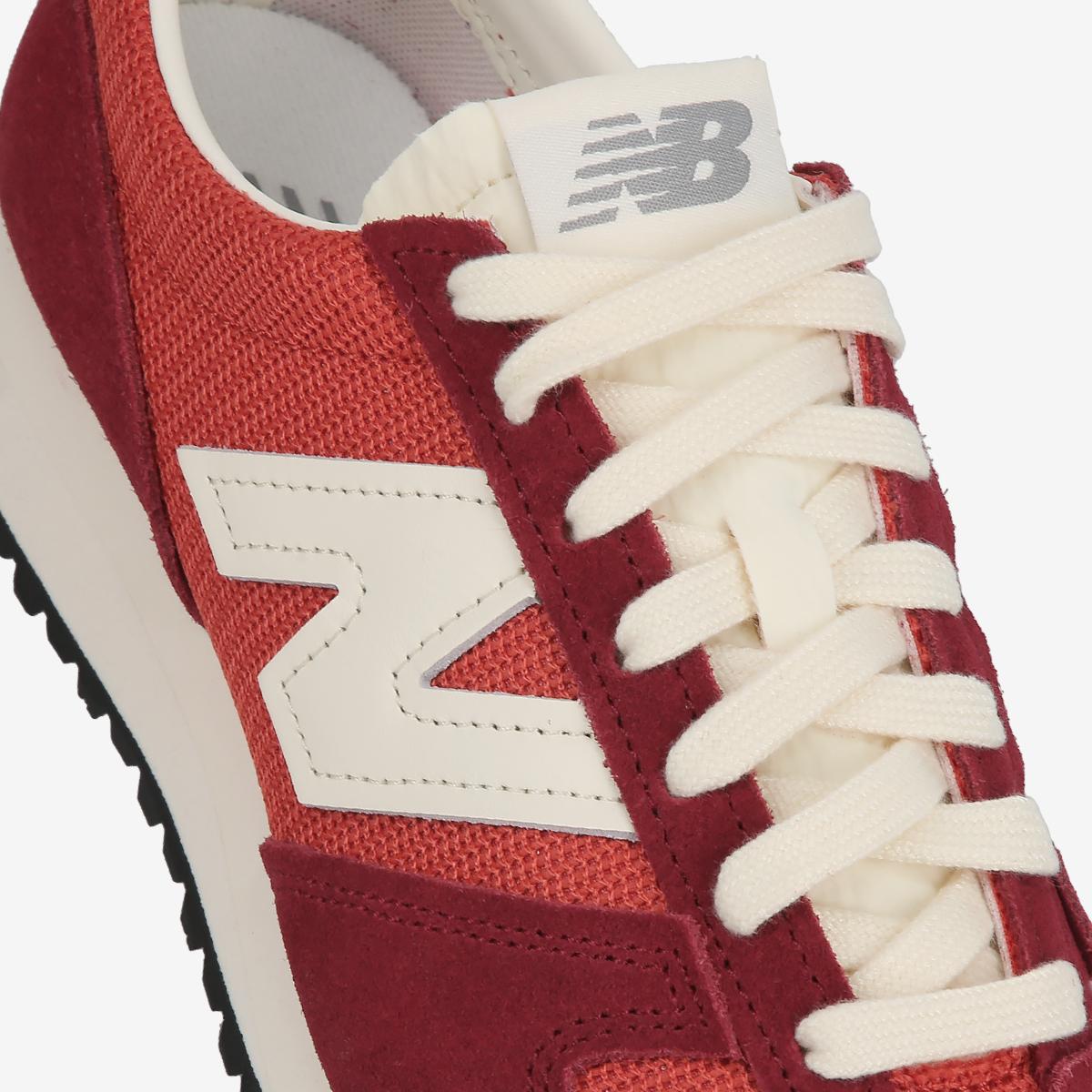 U4712GU - Red