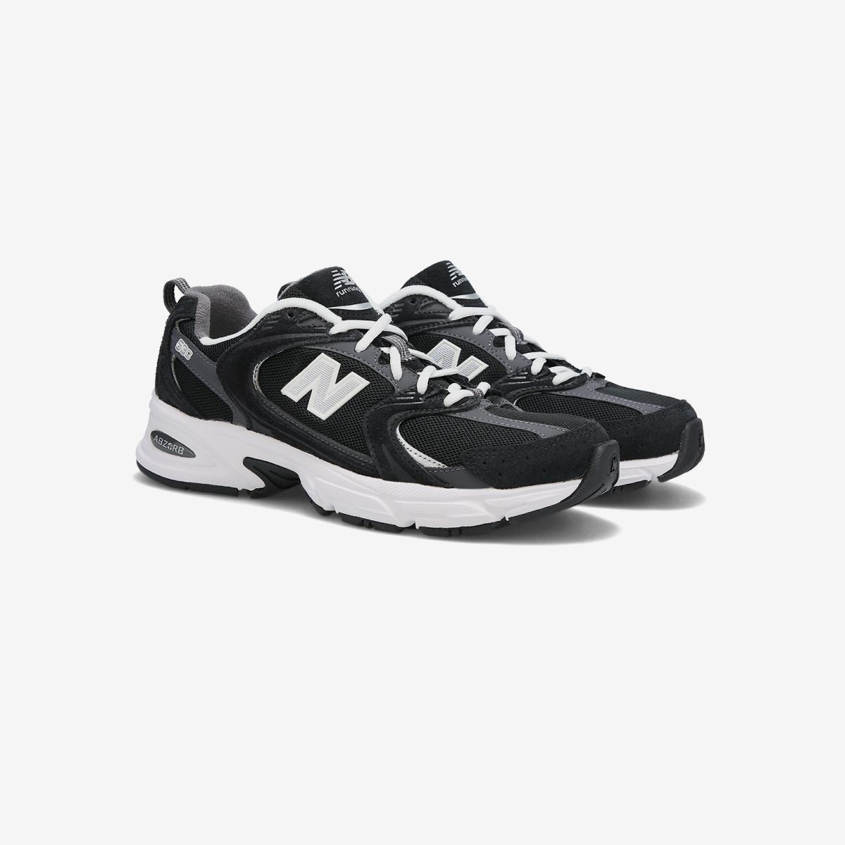 MR530CC - Black