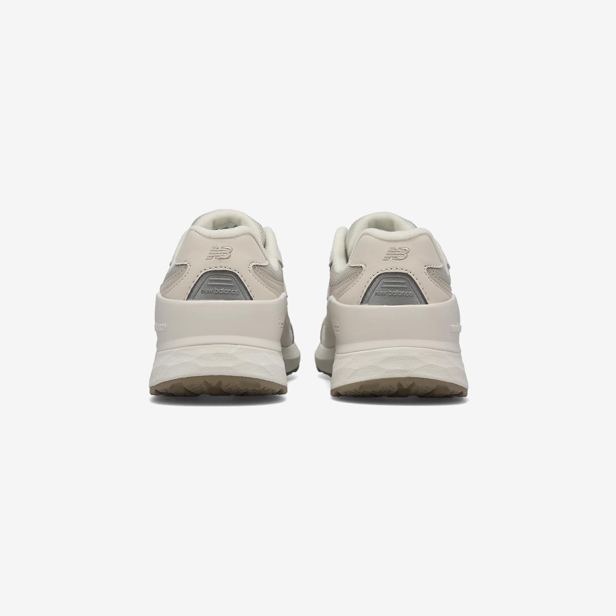 워킹 1880 V2 (2E) - Beige
