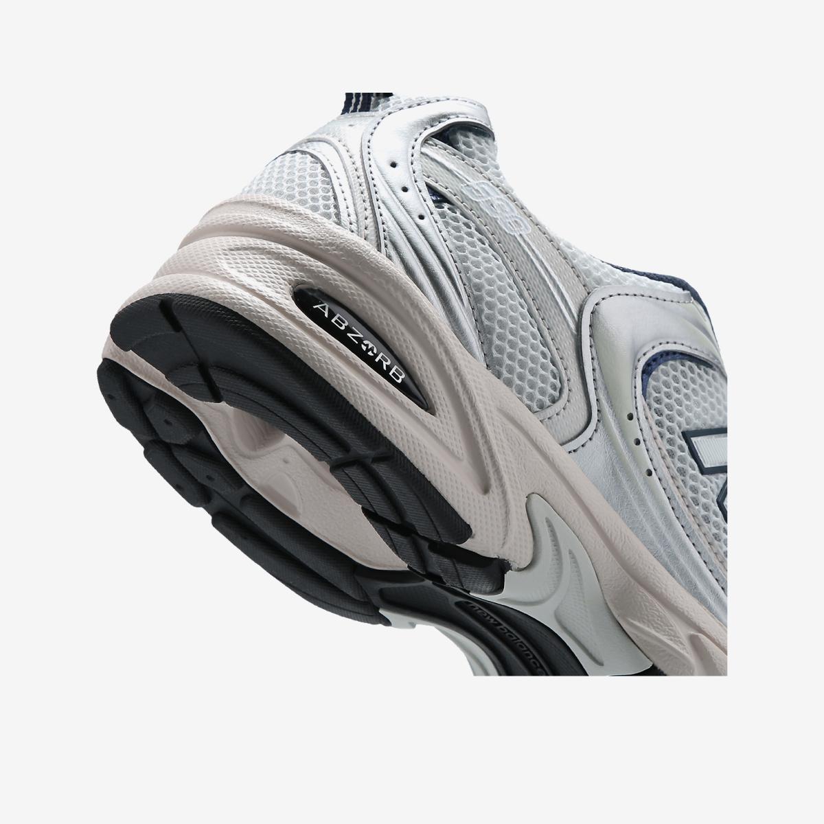 MR530SG - Silver