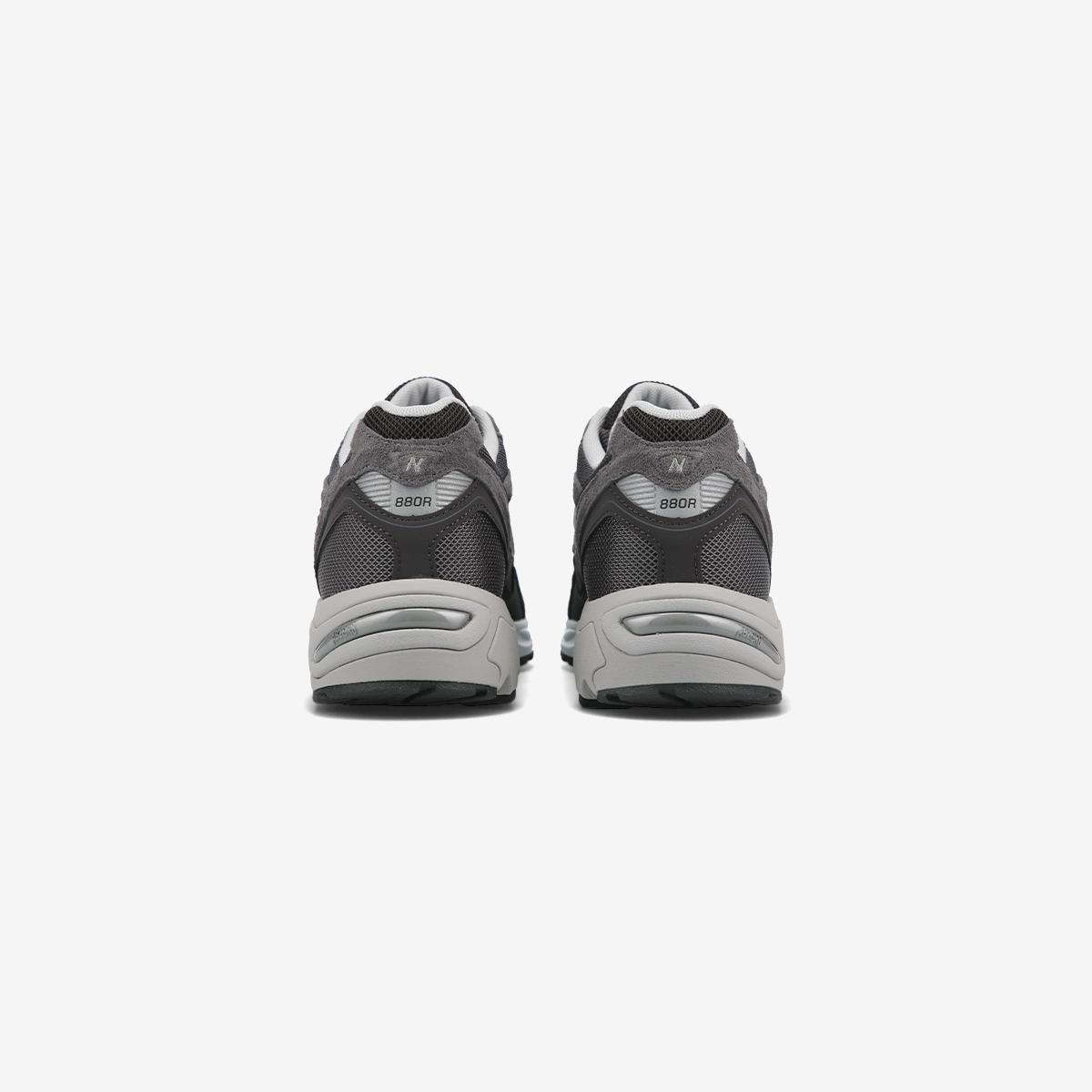 U880R3TR - Charcoal