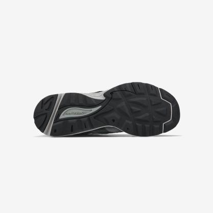 U880R3TR - Black