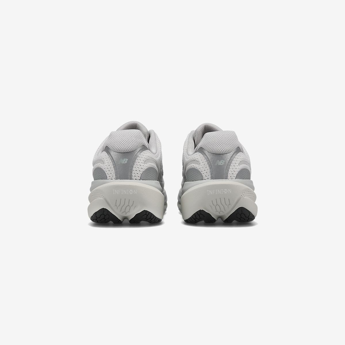 1080 V15 (여성, D) - Gray