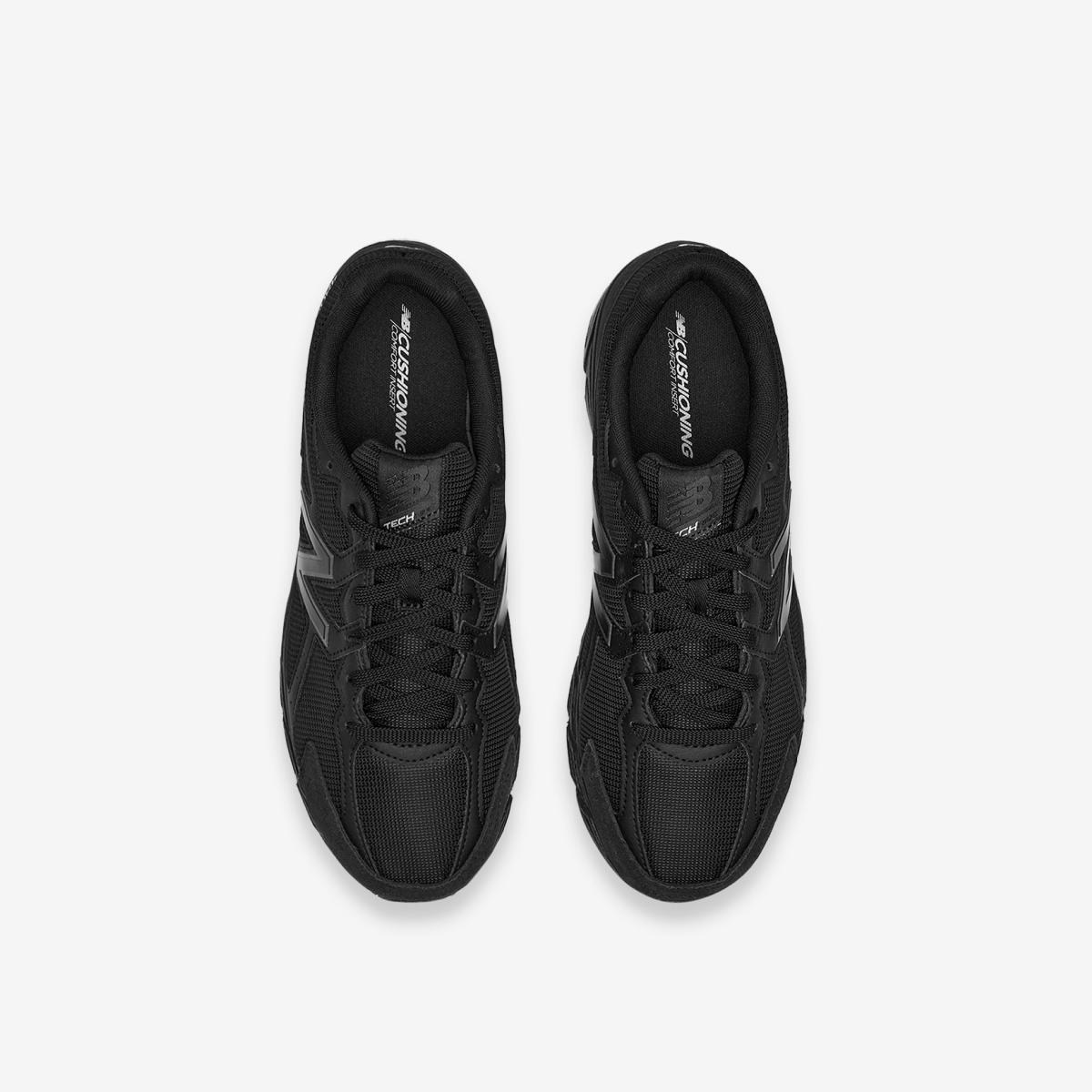 W480KB5 (4E) - Black