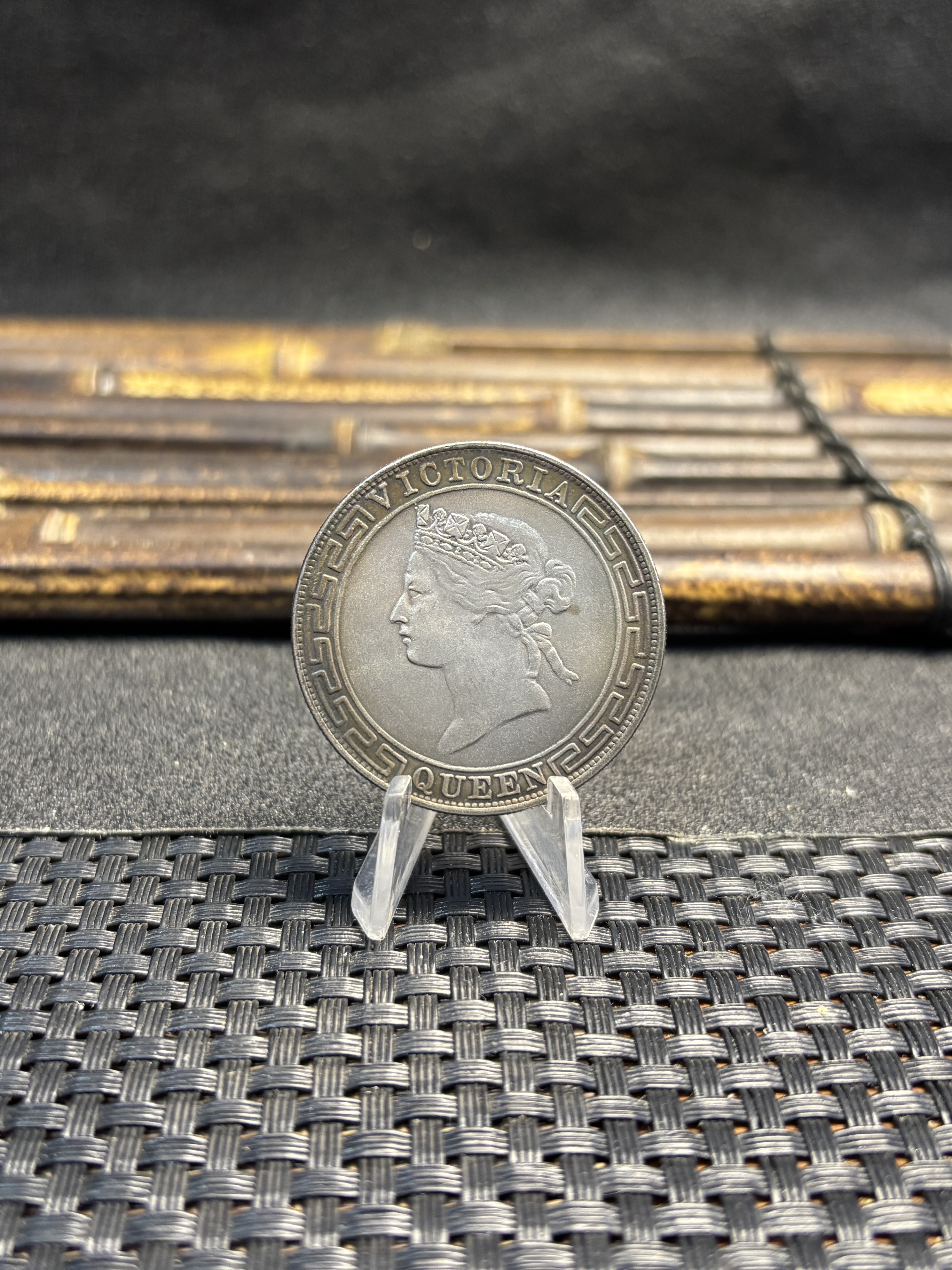 China Hong Kong 1865 1866 1867 1 One Dollar Victoria Silver Plated Replica Coin Commemorative Medal,Historical Collectible Art Craft For Enthusiasts