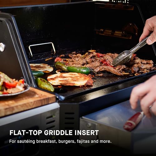 Gravity Series&reg; 600 Digital WiFi Charcoal Grill and Smoker