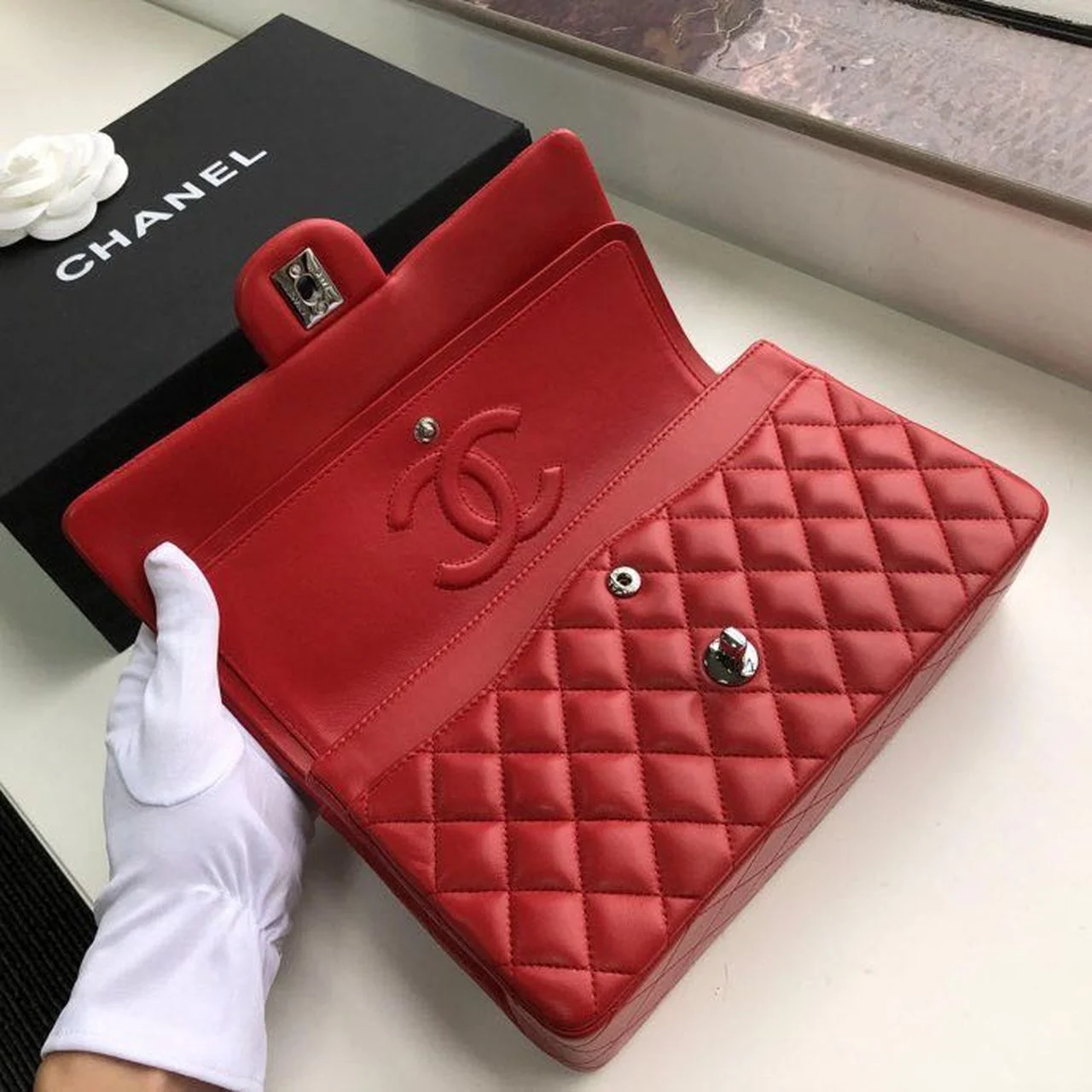 Chanel Classic HandBag Red For Women 9.9in/25.5cm A01112