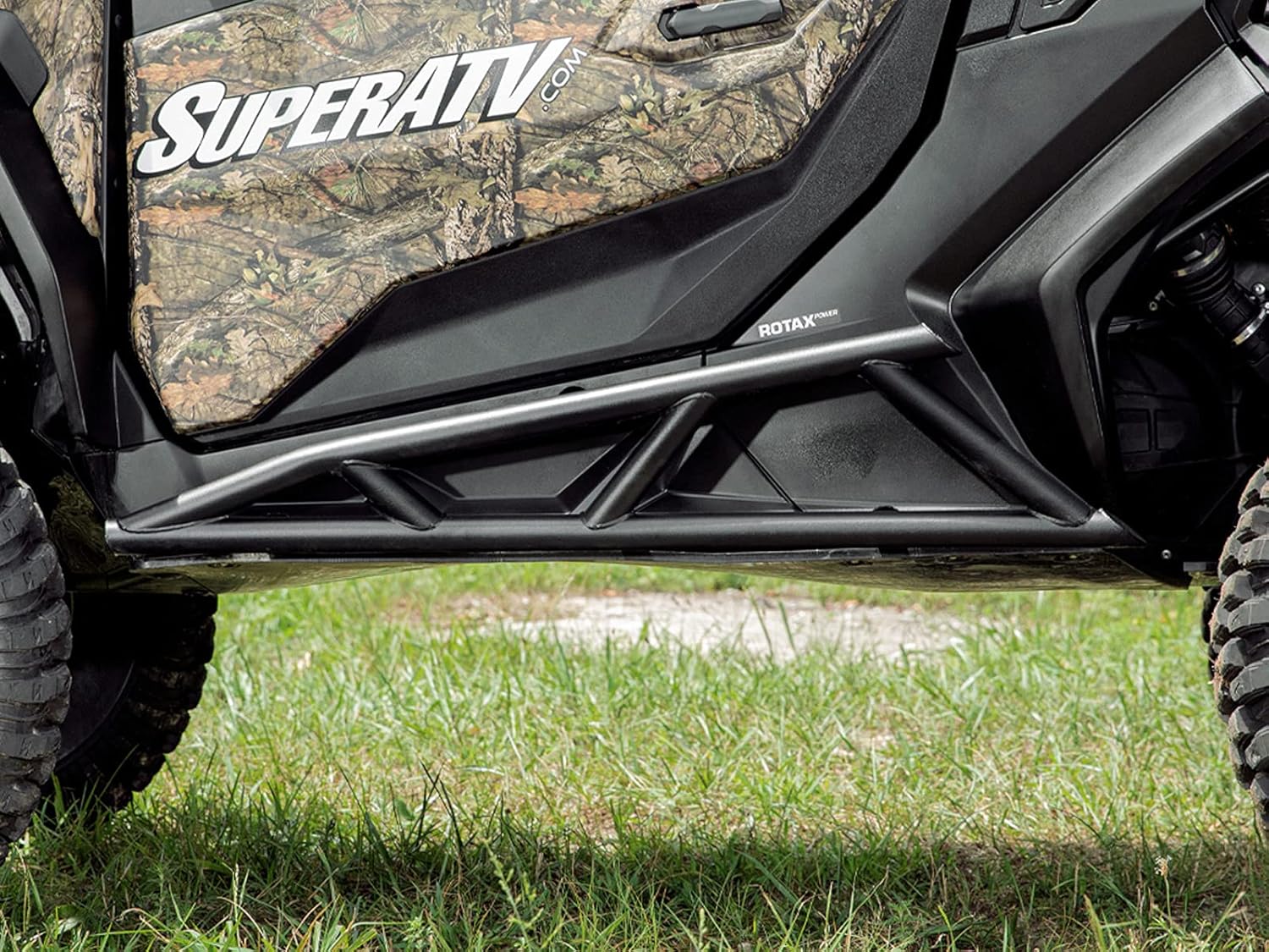 SuperATV Nerf Bars / Tree Kickers / Rock Sliders for 2021+ Can Am Commander 1000R DPS / 1000R XT / 1000R XTP | Black | Bolt-On | 1.75” Diameter Steel